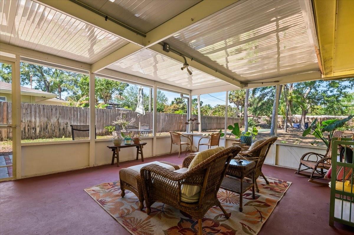 A4647294 Property Photo