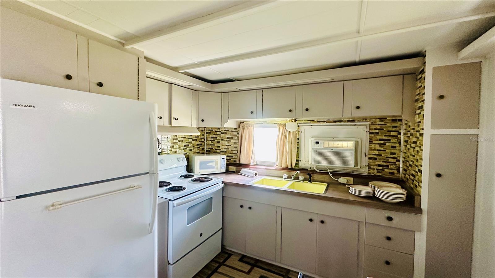 1641 HOPE ST, INTERCESSION CITY, FL, 33848
