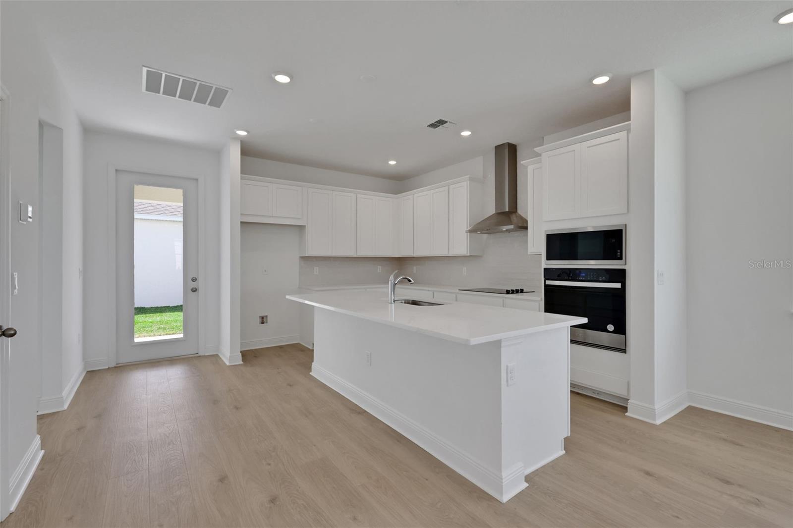 5173 WAYPOINTE BLVD, APOPKA, FL, 32712