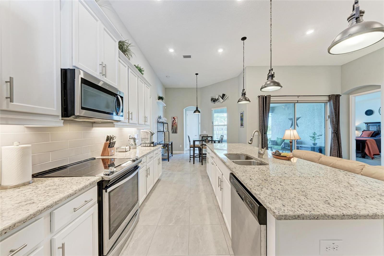 5811 CAMPINA PL, PALMETTO, FL, 34221