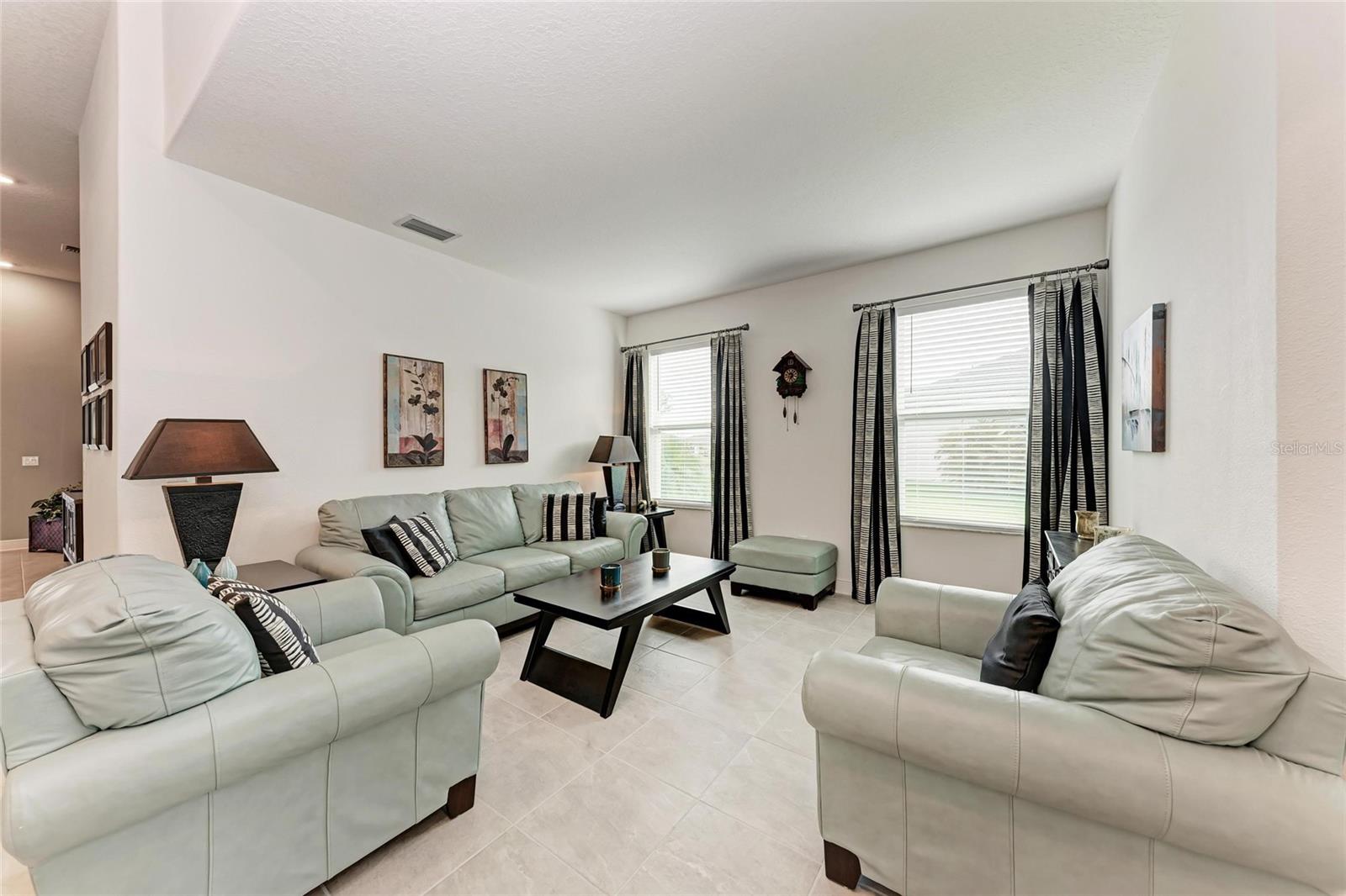 5811 CAMPINA PL, PALMETTO, FL, 34221