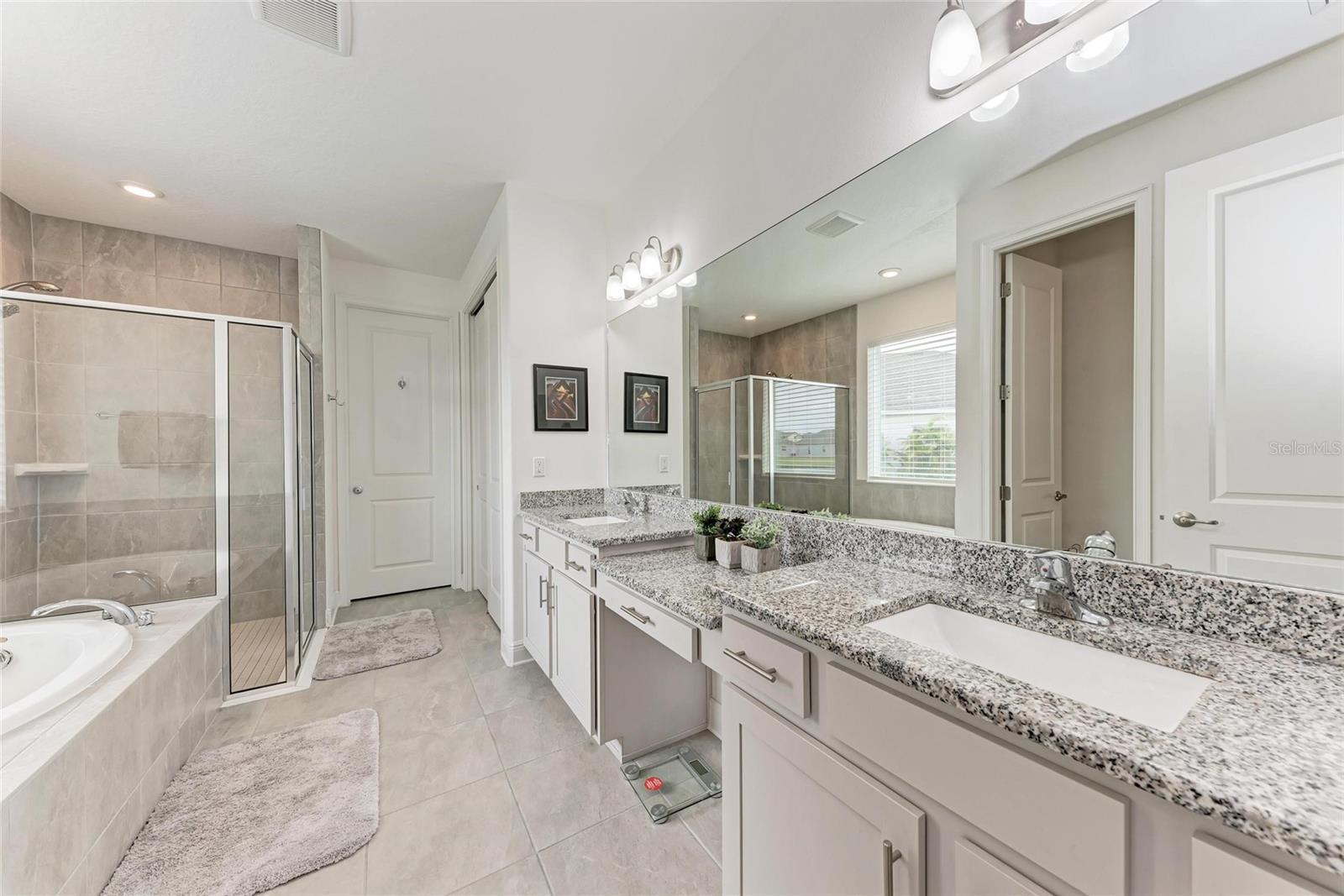 5811 CAMPINA PL, PALMETTO, FL, 34221