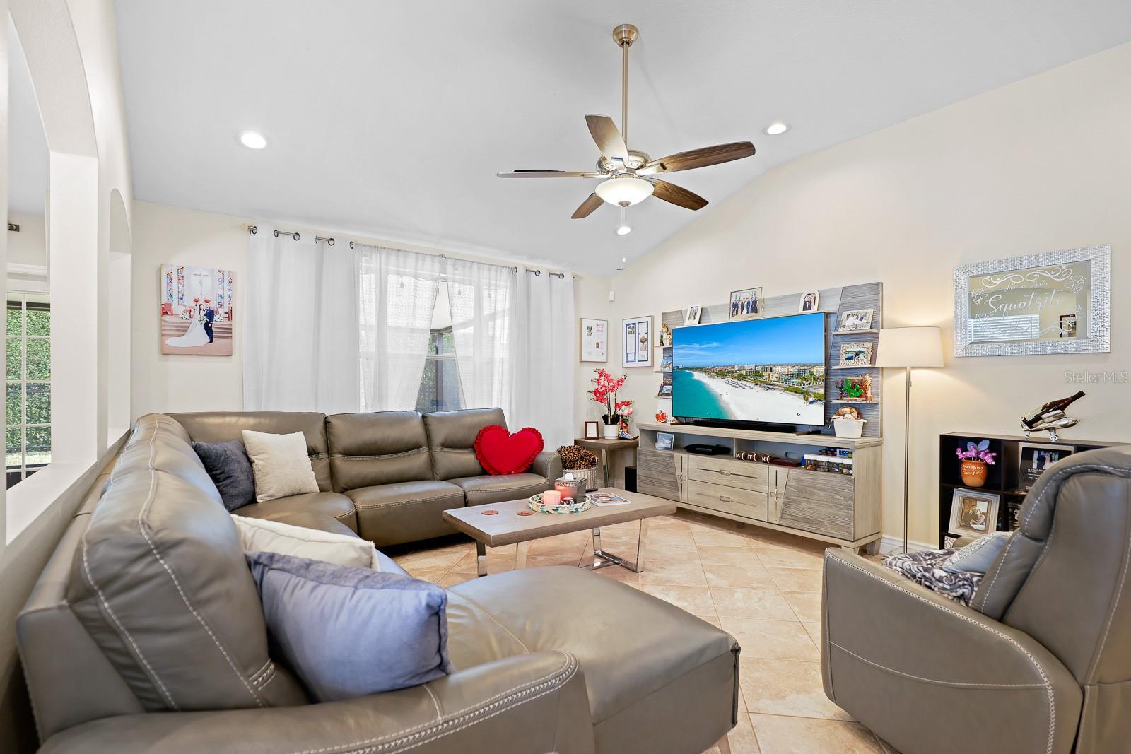 6106 GANNETSIDE PL, LITHIA, FL, 33547