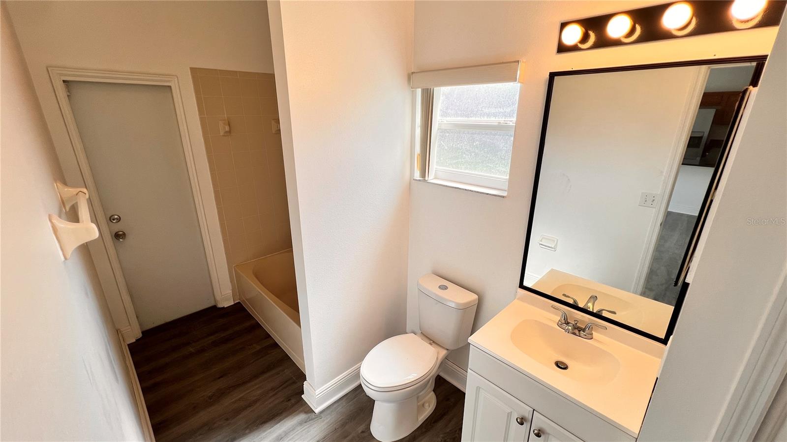 348 AYLESBURY CT, KISSIMMEE, FL, 34758