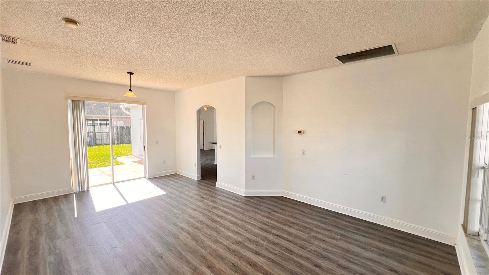 348 AYLESBURY CT, KISSIMMEE, FL, 34758