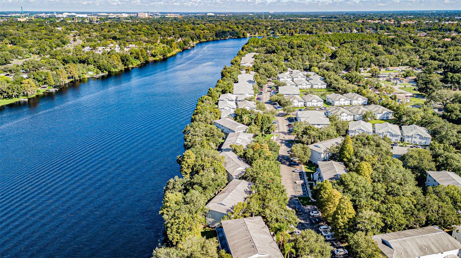 7150 E BANK DR #7150, TAMPA, FL, 33617