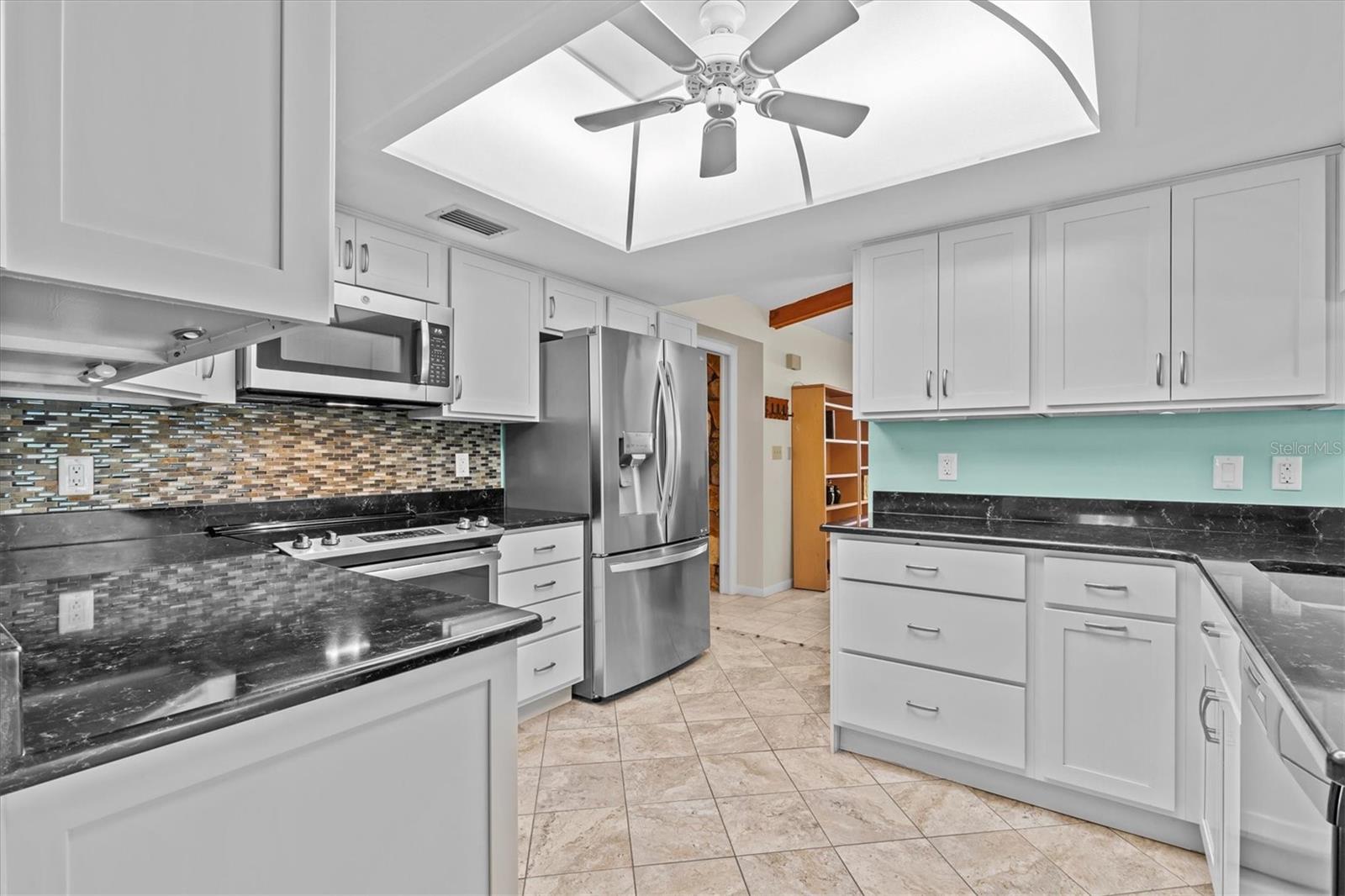 11353 TRADEWINDS BLVD, LARGO, FL, 33773