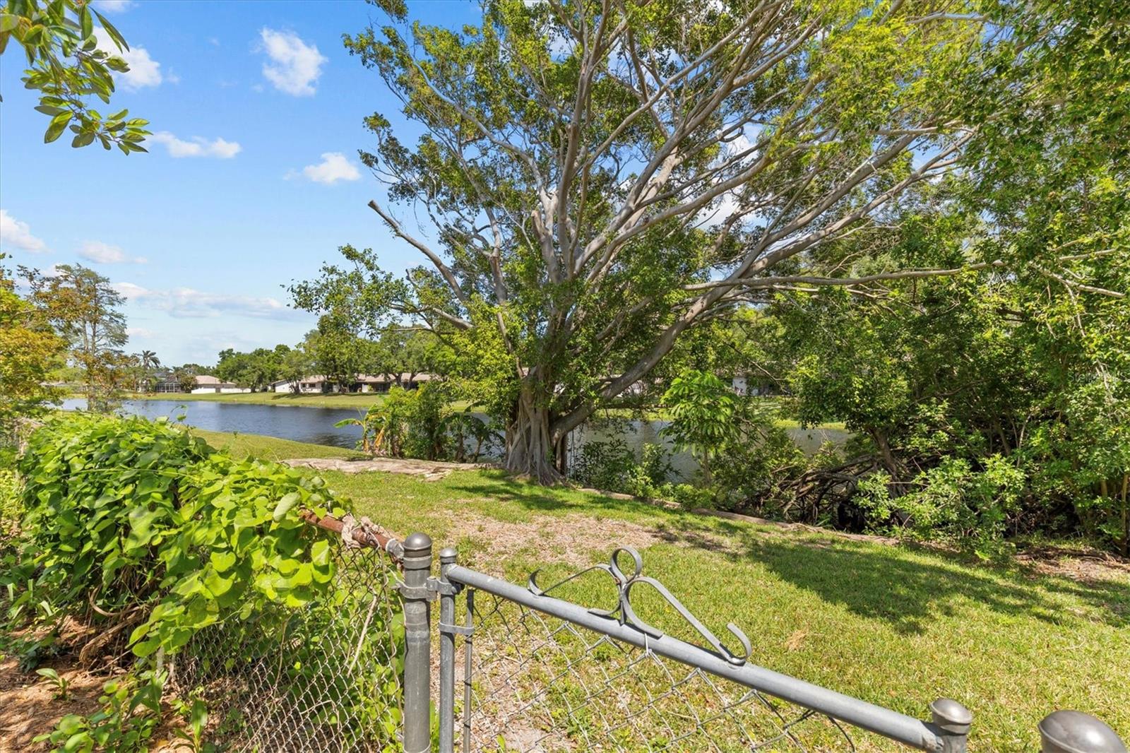 11353 TRADEWINDS BLVD, LARGO, FL, 33773