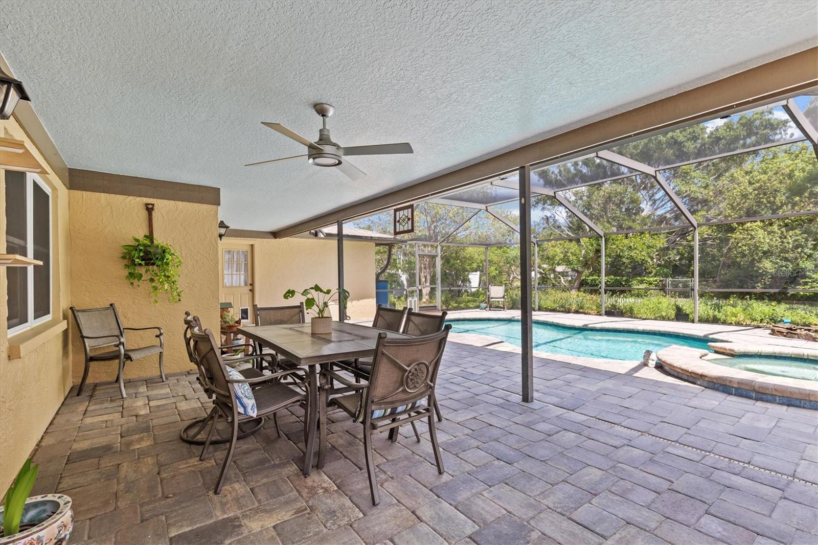 11353 TRADEWINDS BLVD, LARGO, FL, 33773