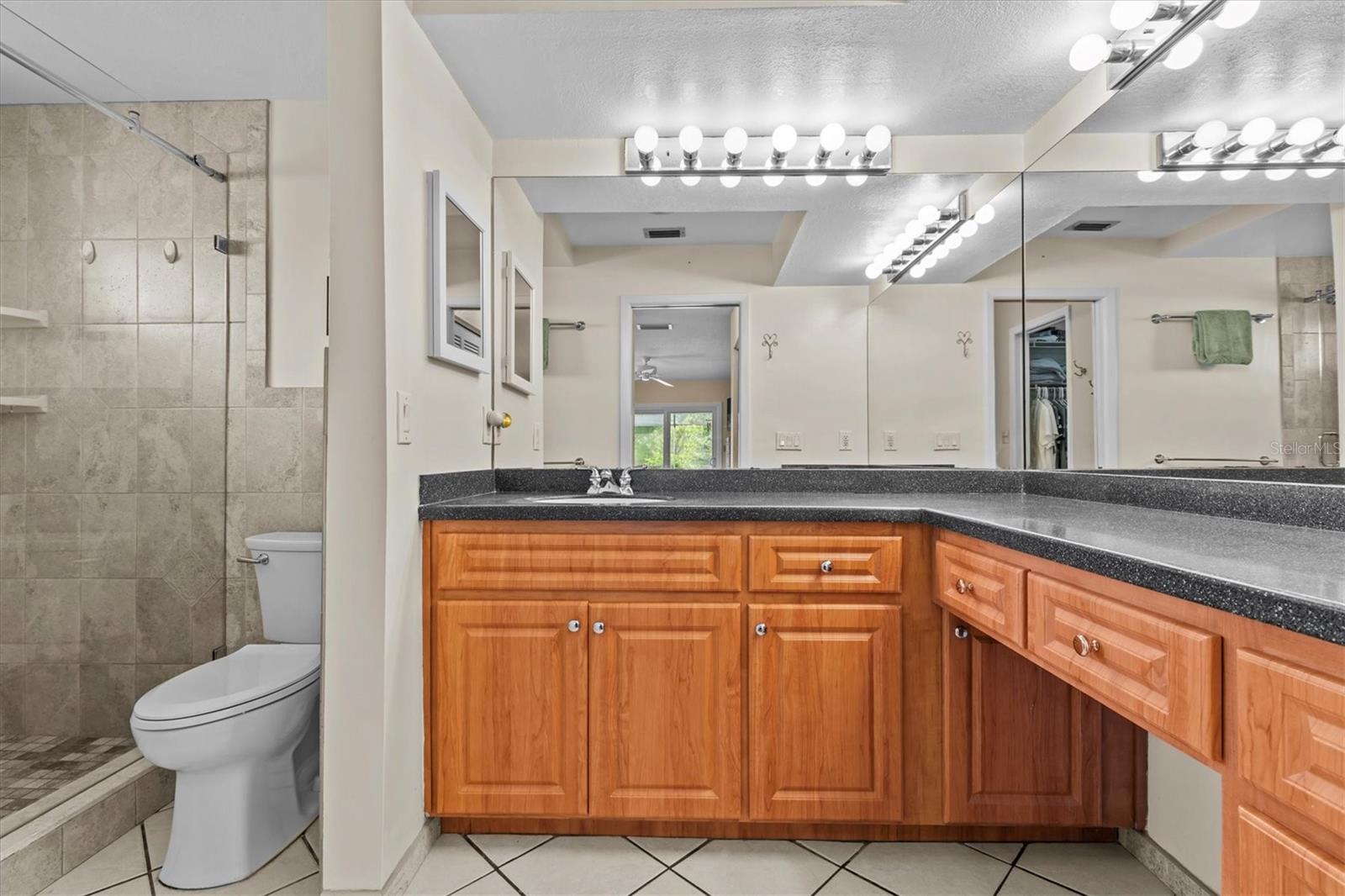 11353 TRADEWINDS BLVD, LARGO, FL, 33773