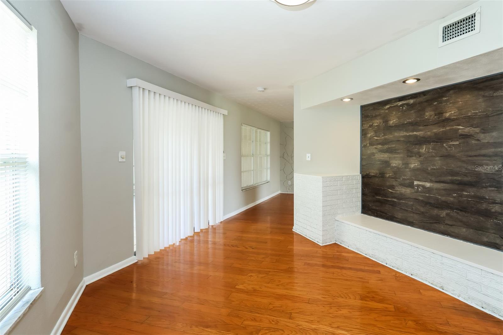 10909 W ELBOW DR, TAMPA, FL, 33612