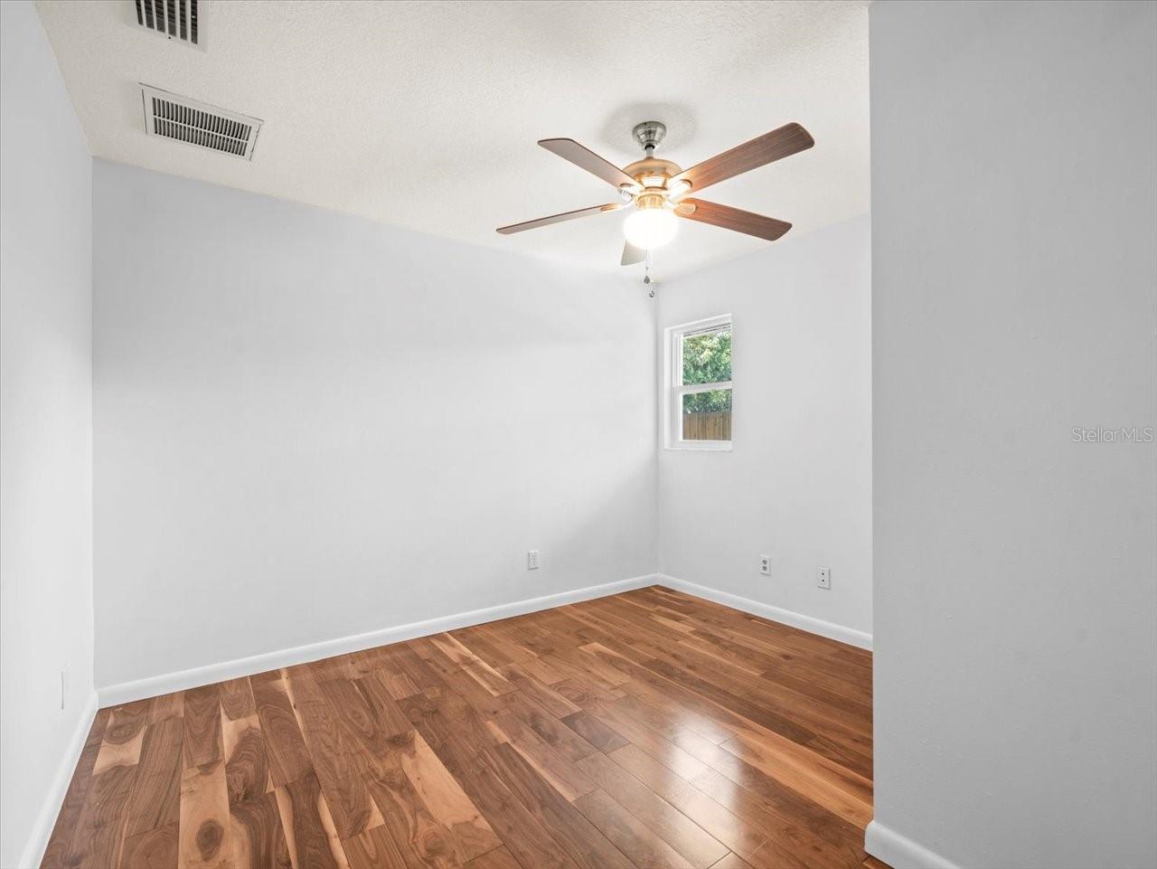 13556 LAKE MAGDALENE DR, TAMPA, FL, 33613