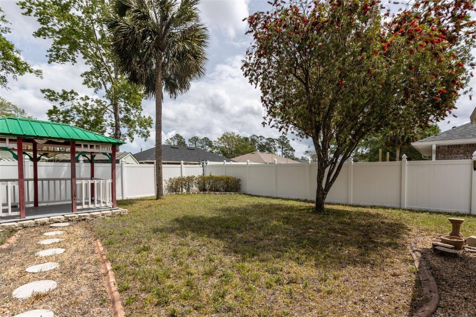 8 LLOWICK CT, PALM COAST, FL, 32164