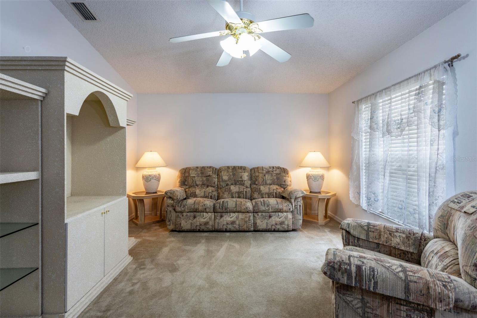 8 LLOWICK CT, PALM COAST, FL, 32164