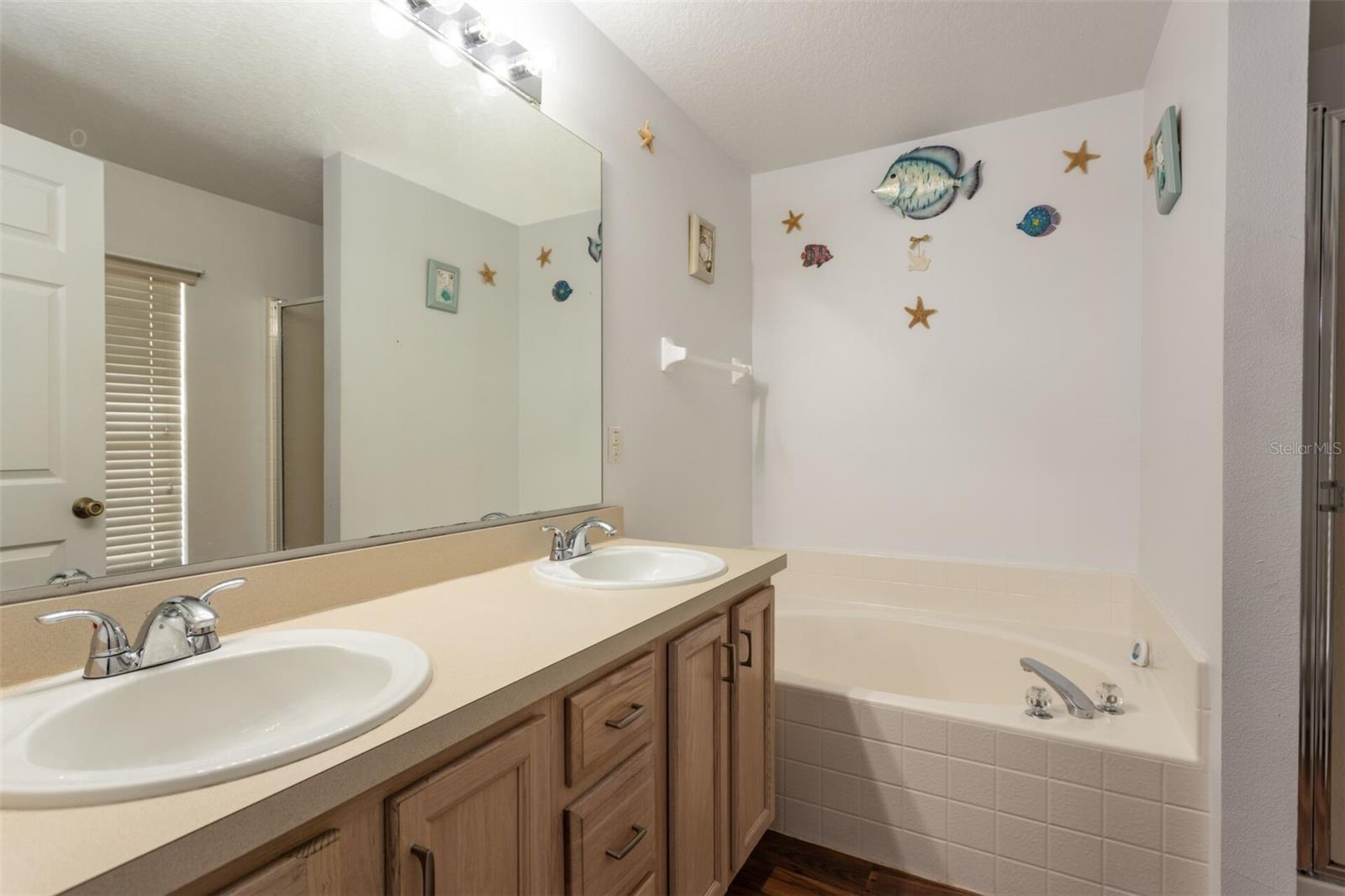 8 LLOWICK CT, PALM COAST, FL, 32164