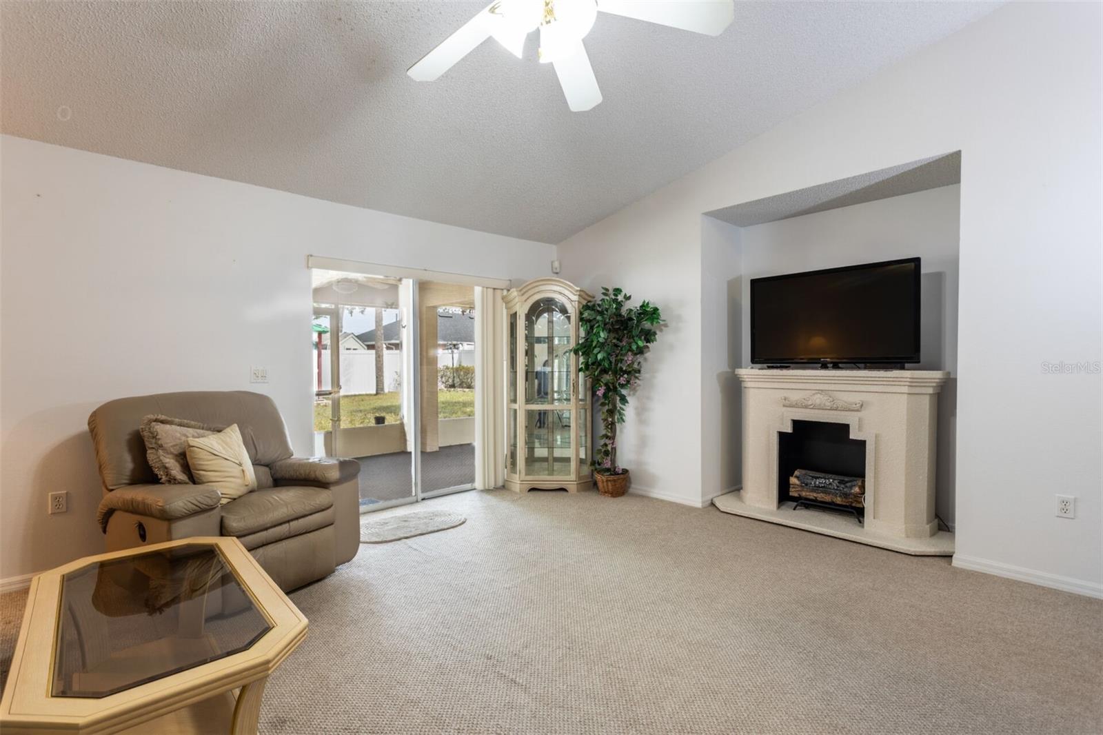 8 LLOWICK CT, PALM COAST, FL, 32164