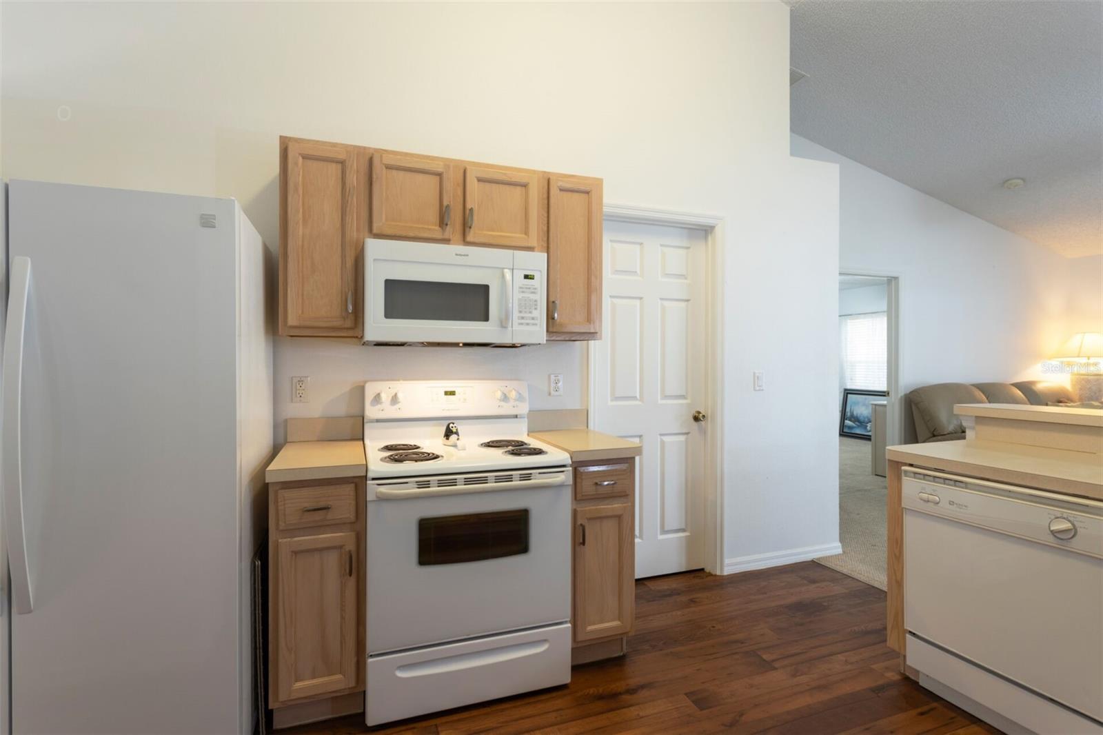 8 LLOWICK CT, PALM COAST, FL, 32164