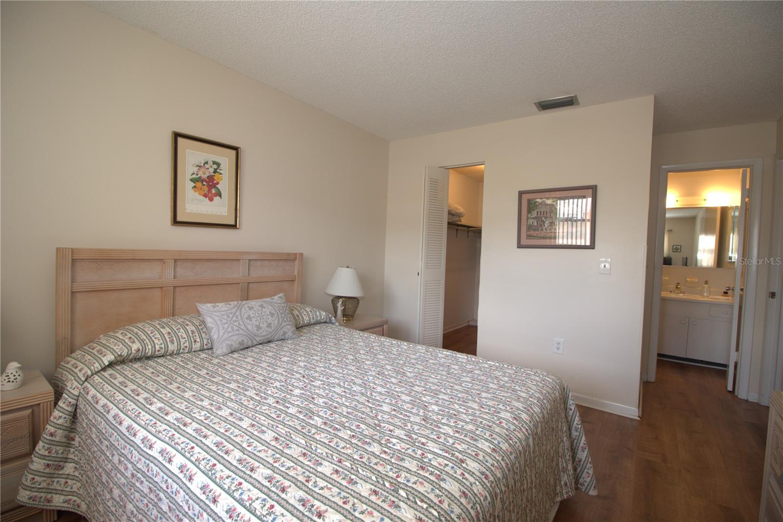 1012 WARWICK CT, SUN CITY CENTER, FL, 33573