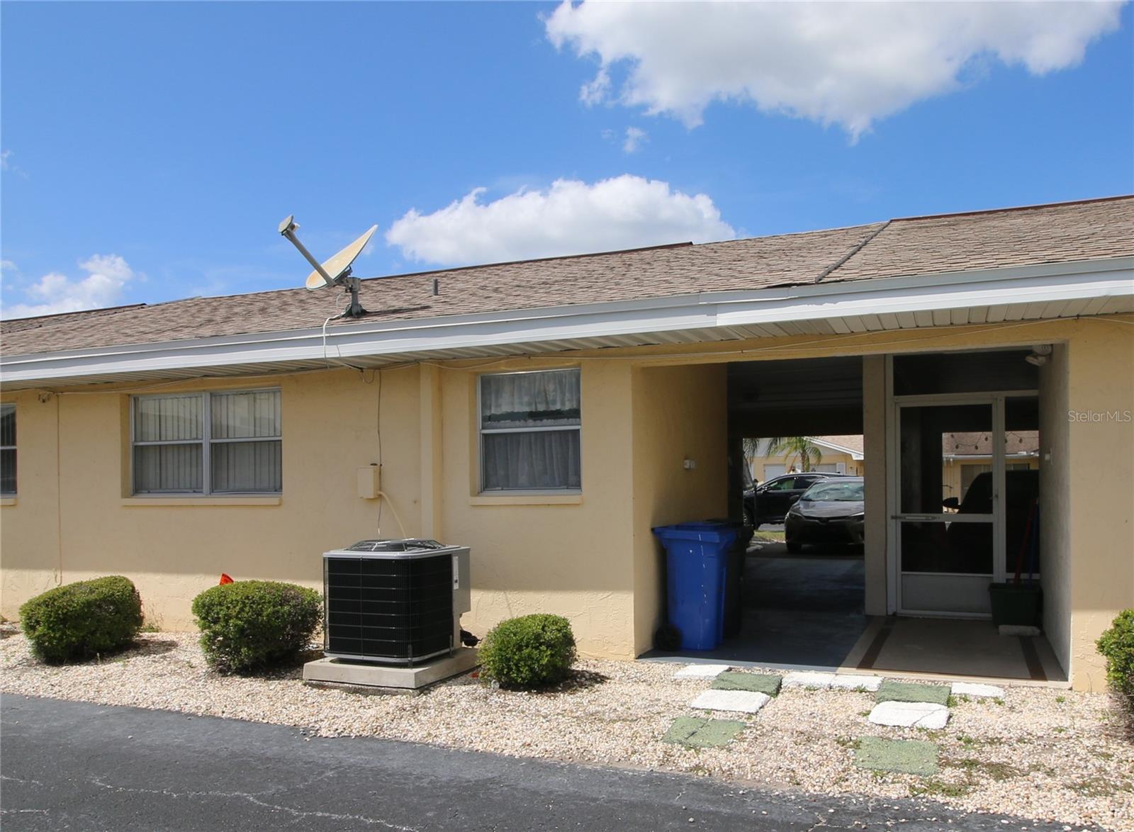 1012 WARWICK CT, SUN CITY CENTER, FL, 33573