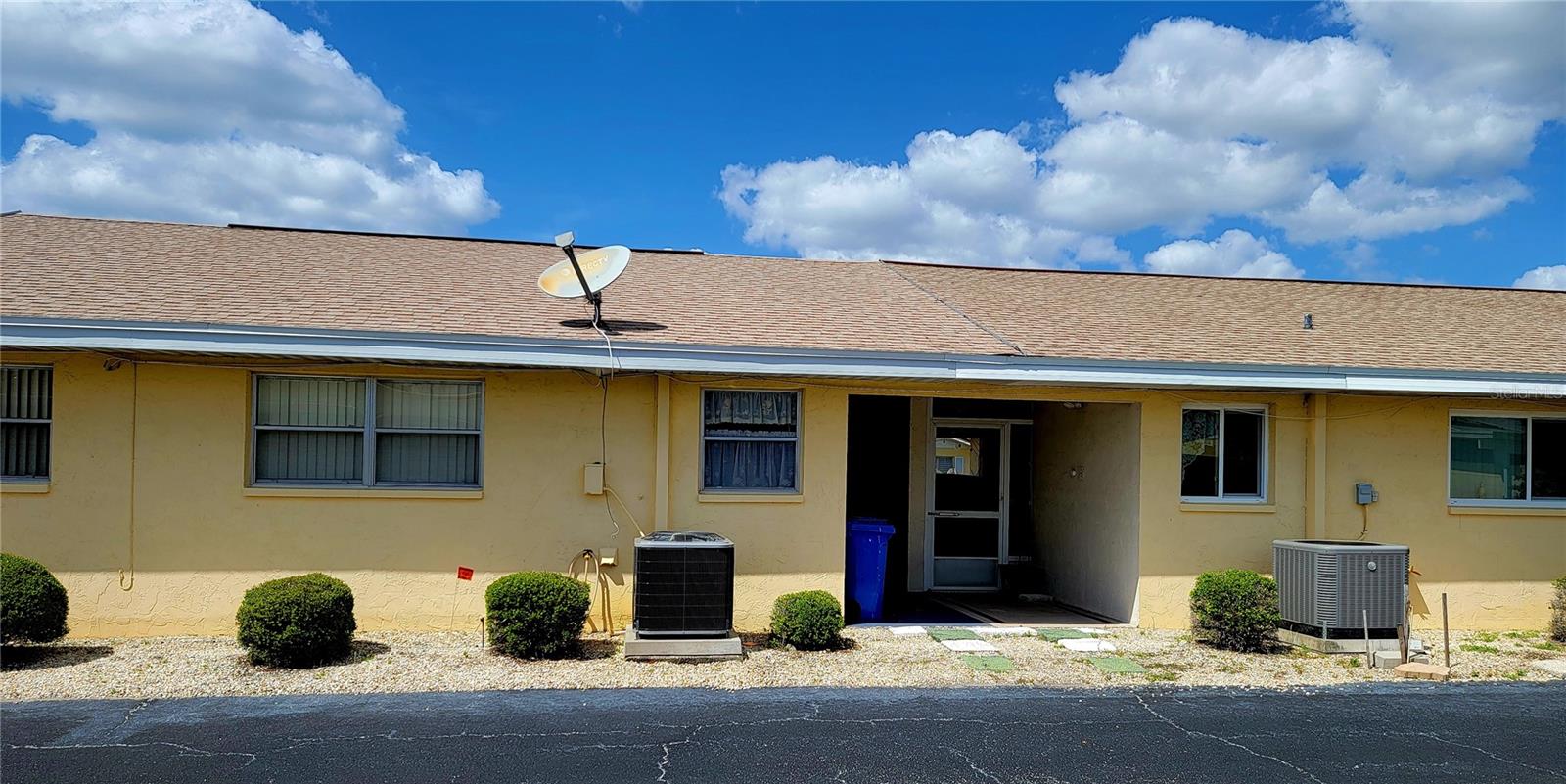 1012 WARWICK CT, SUN CITY CENTER, FL, 33573