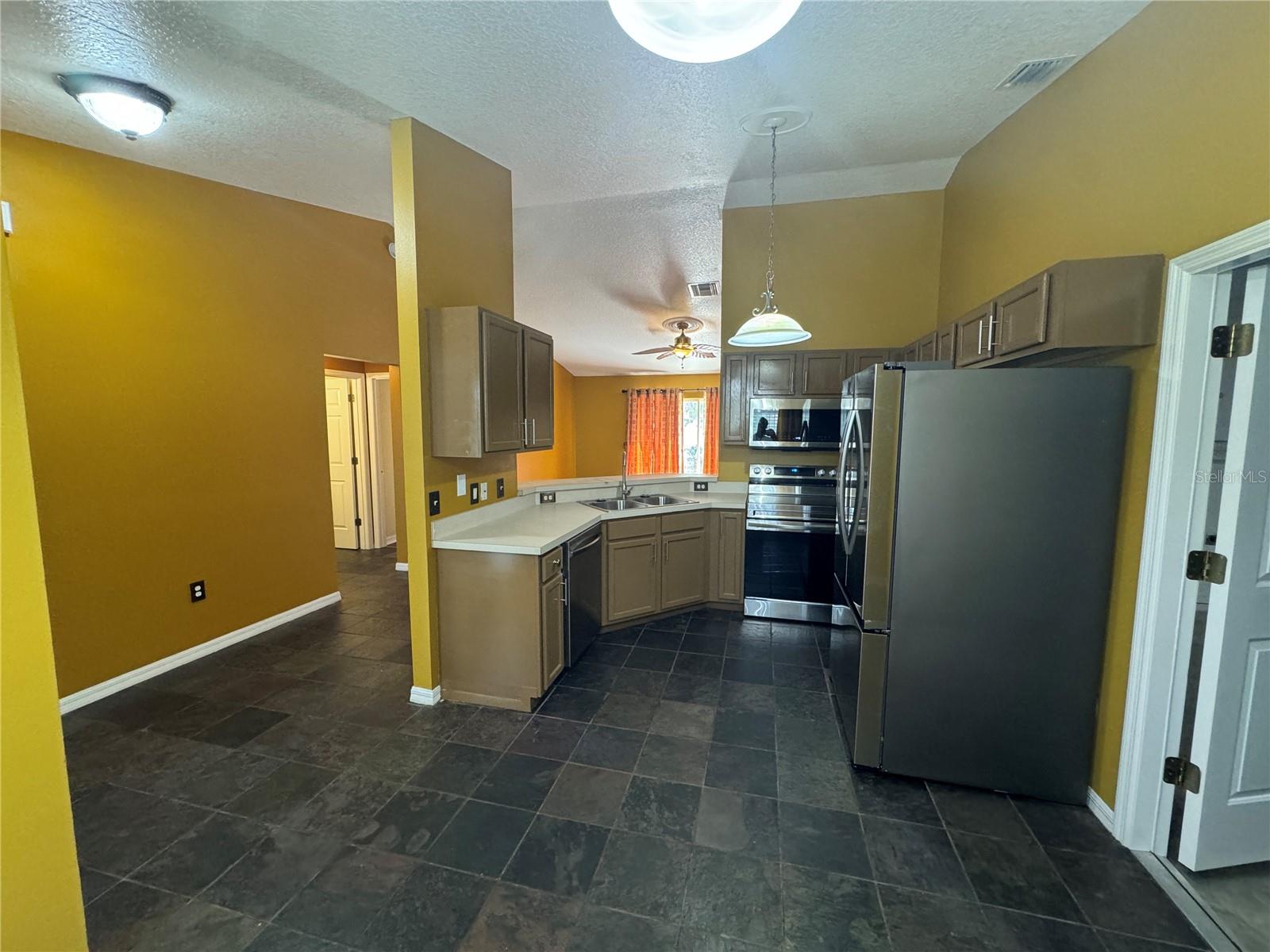 33830 FAIRHAVEN CT, LEESBURG, FL, 34788