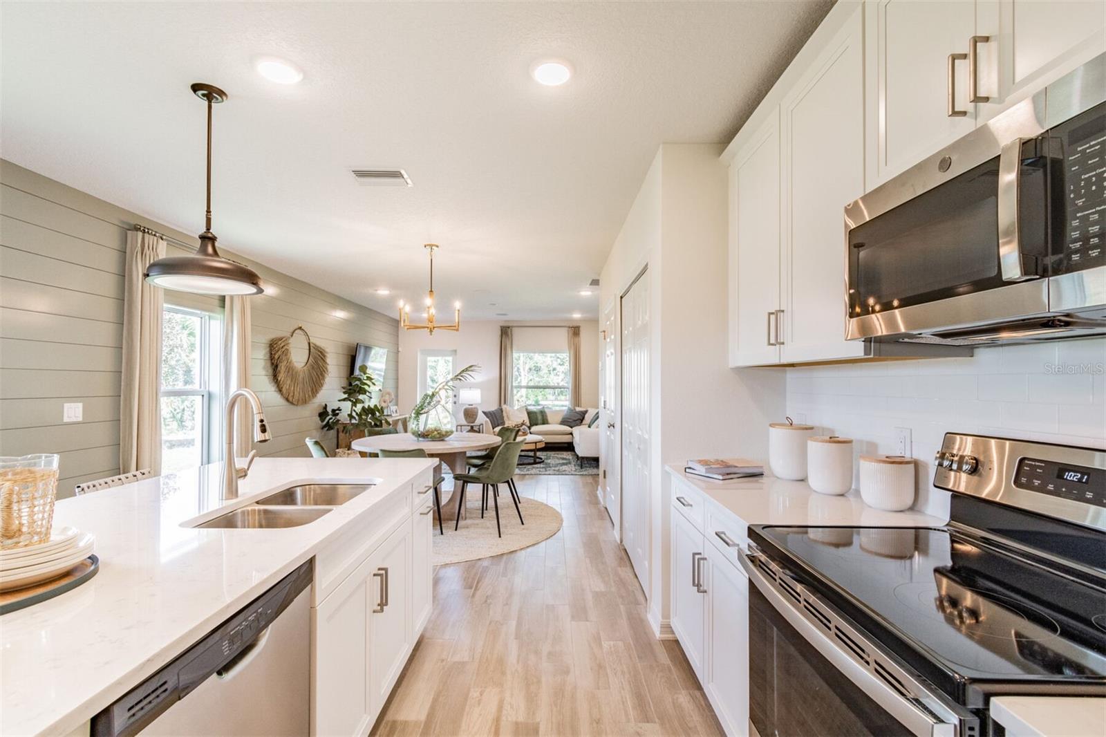 2058 SUNSET PRESERVE WAY, PORT CHARLOTTE, FL, 33953