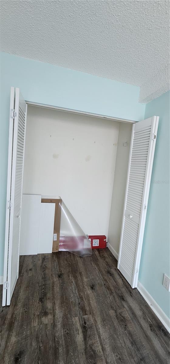 1960 LAKEWOOD CLUB DR S #2-F, ST PETERSBURG, FL, 33712