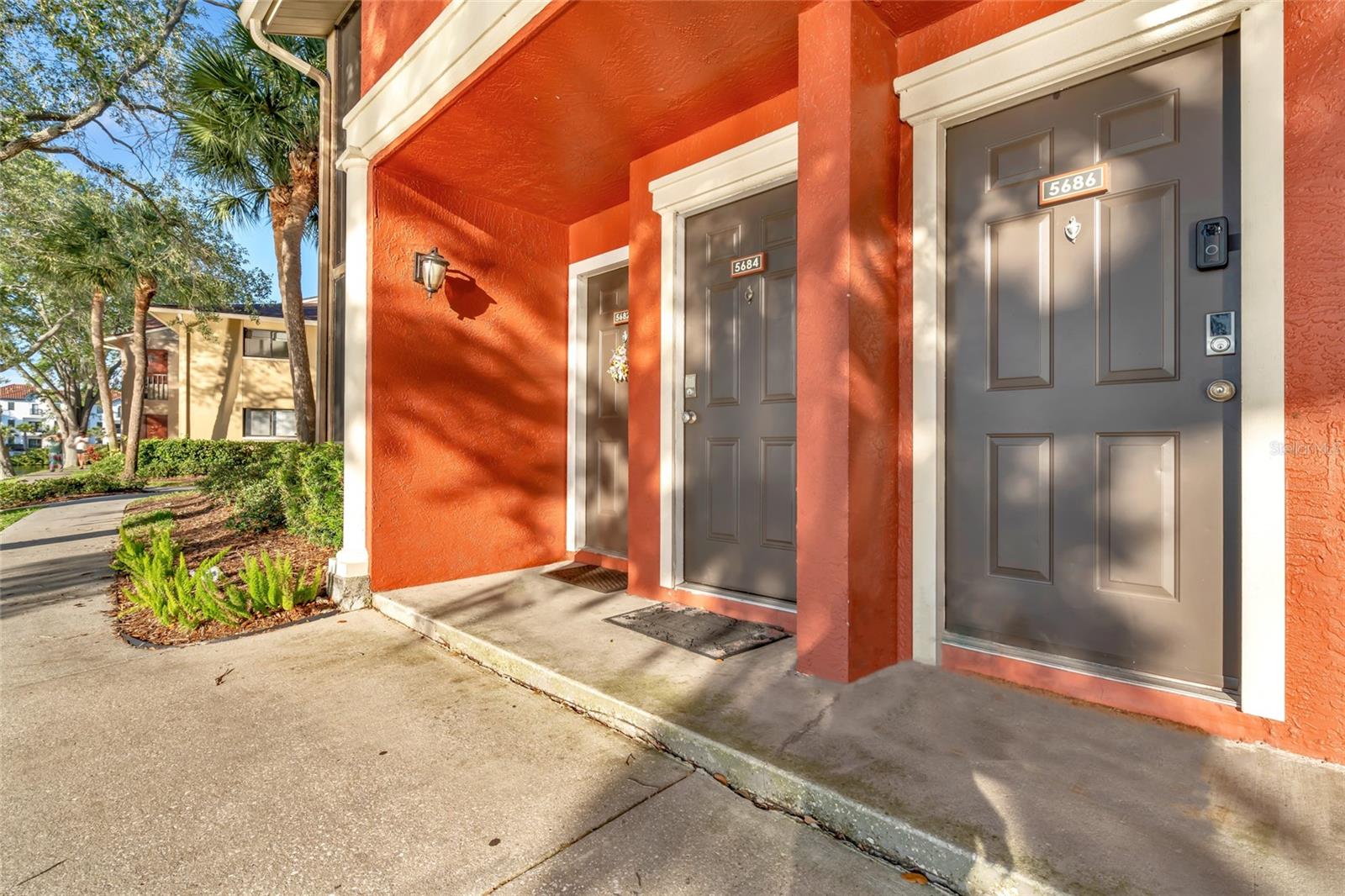 5684 BAYWATER DR, TAMPA, FL, 33615