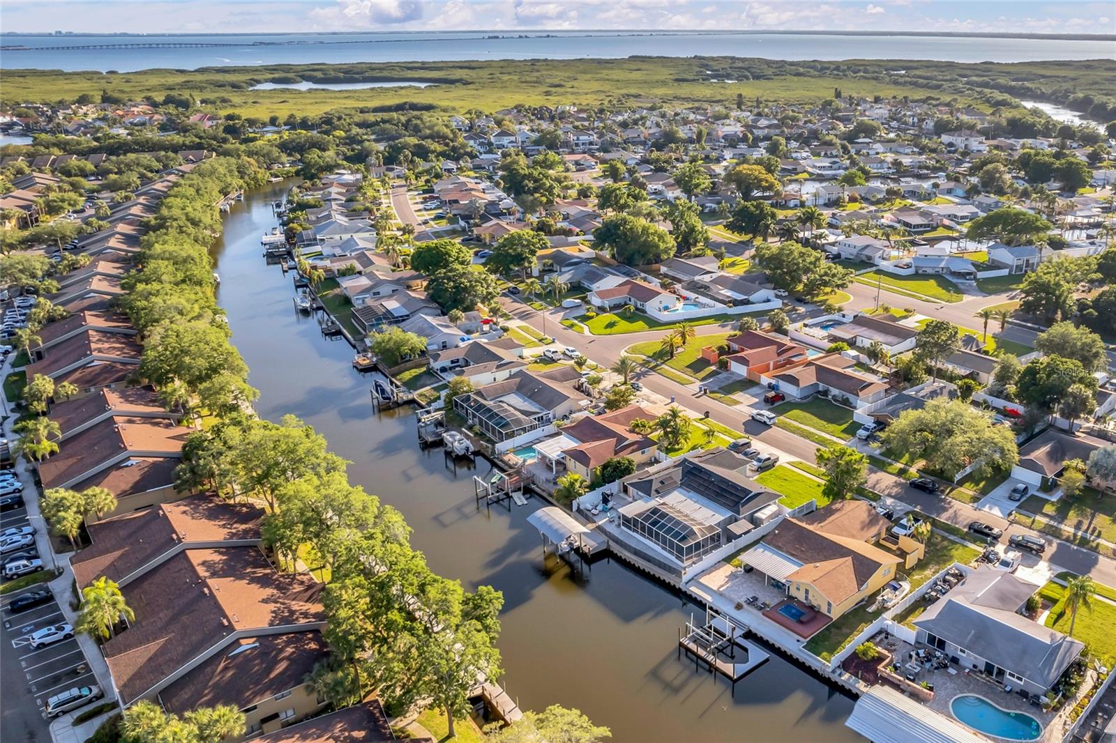 5684 BAYWATER DR, TAMPA, FL, 33615