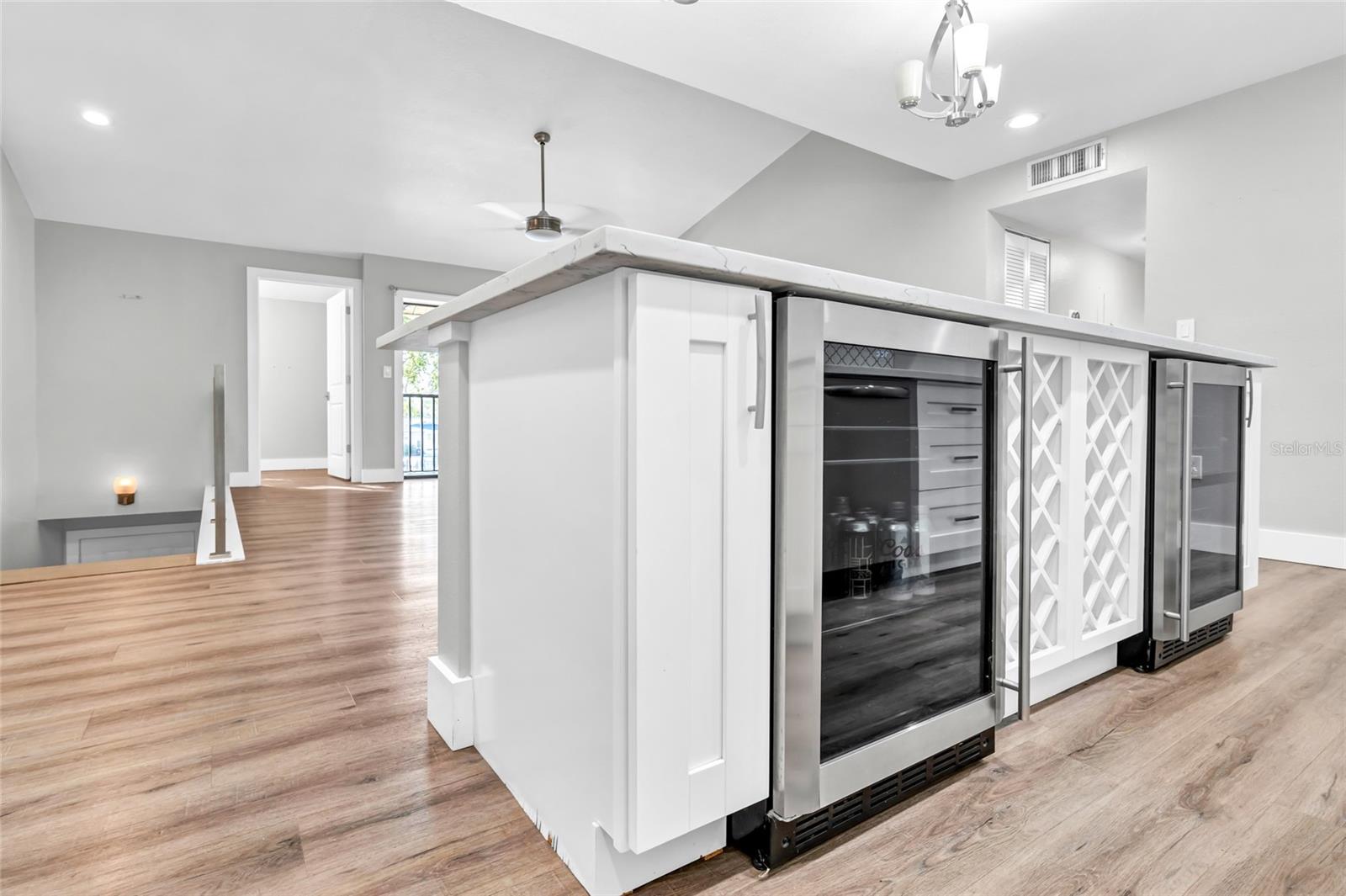 5684 BAYWATER DR, TAMPA, FL, 33615