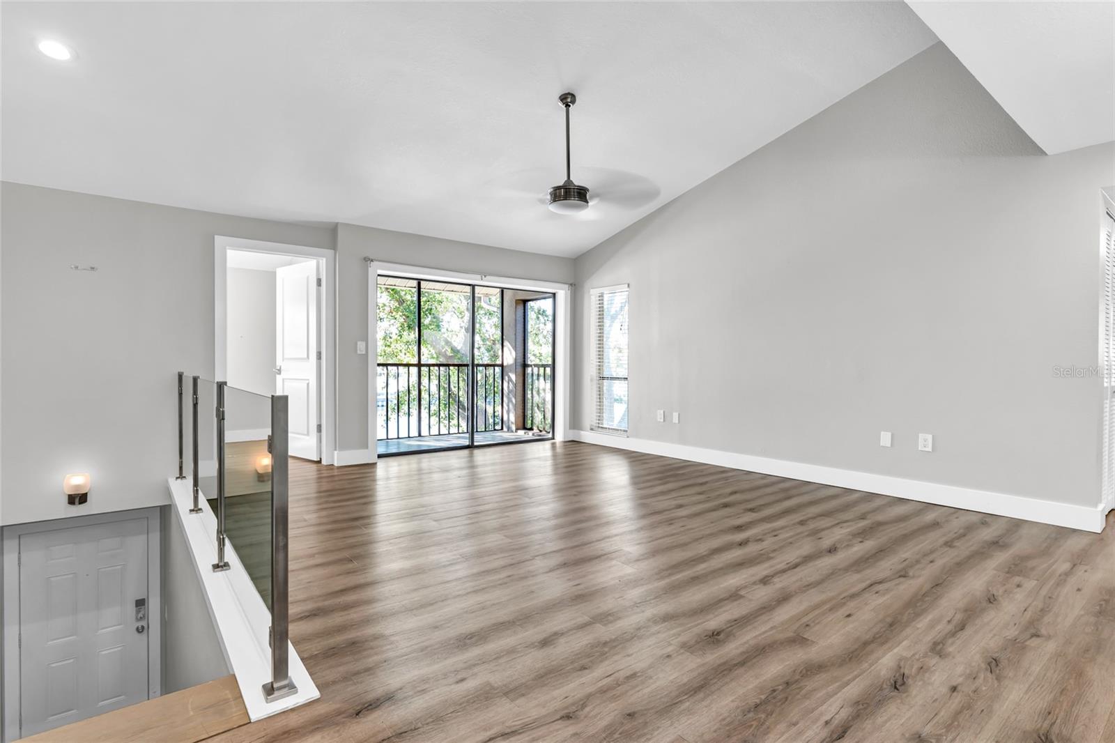 5684 BAYWATER DR, TAMPA, FL, 33615