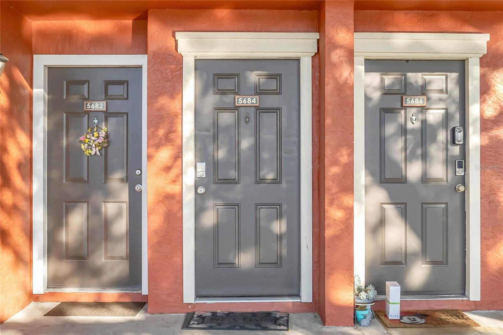 5684 BAYWATER DR, TAMPA, FL, 33615