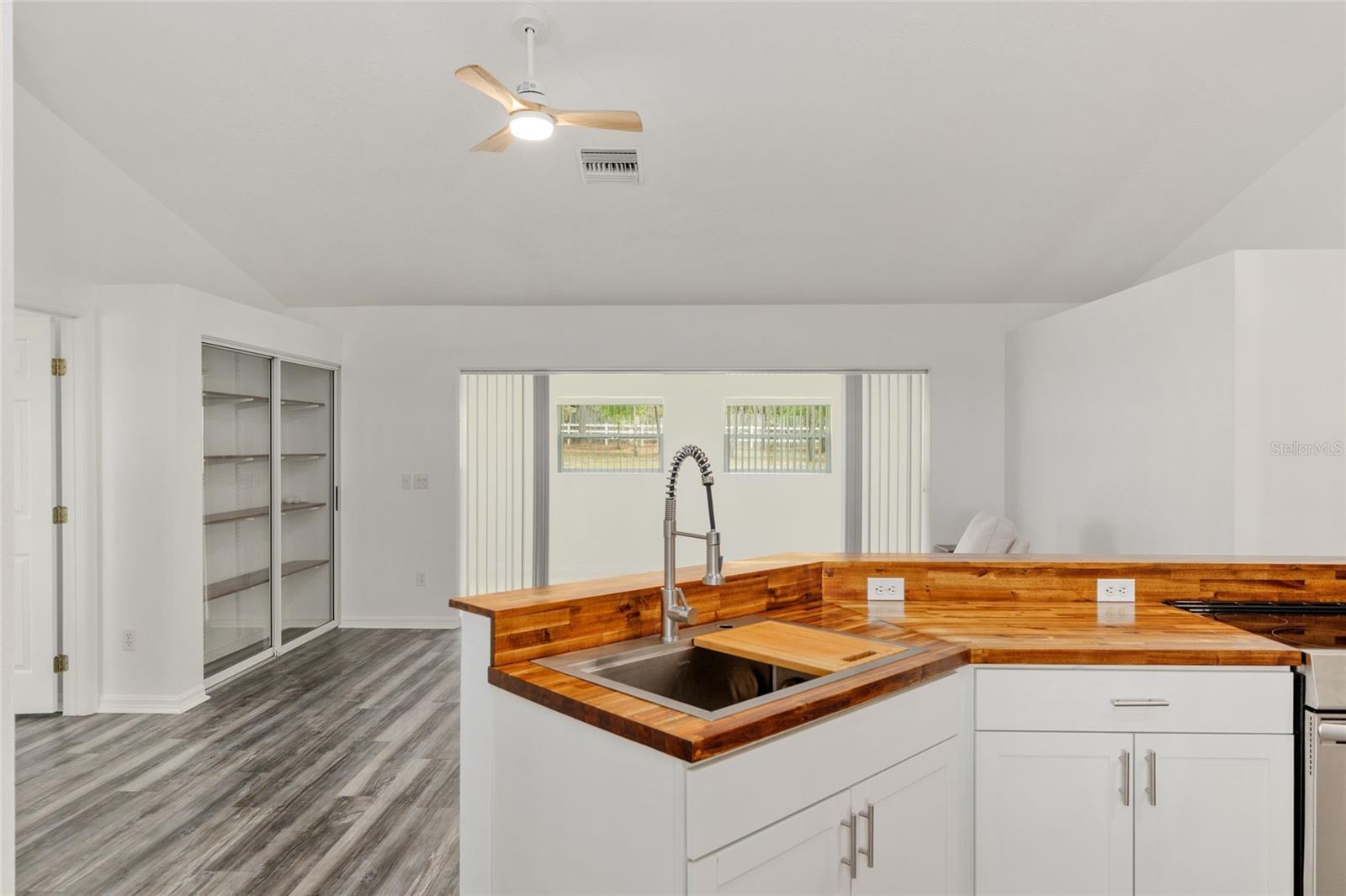 8055 SW 140TH AVE, DUNNELLON, FL, 34432