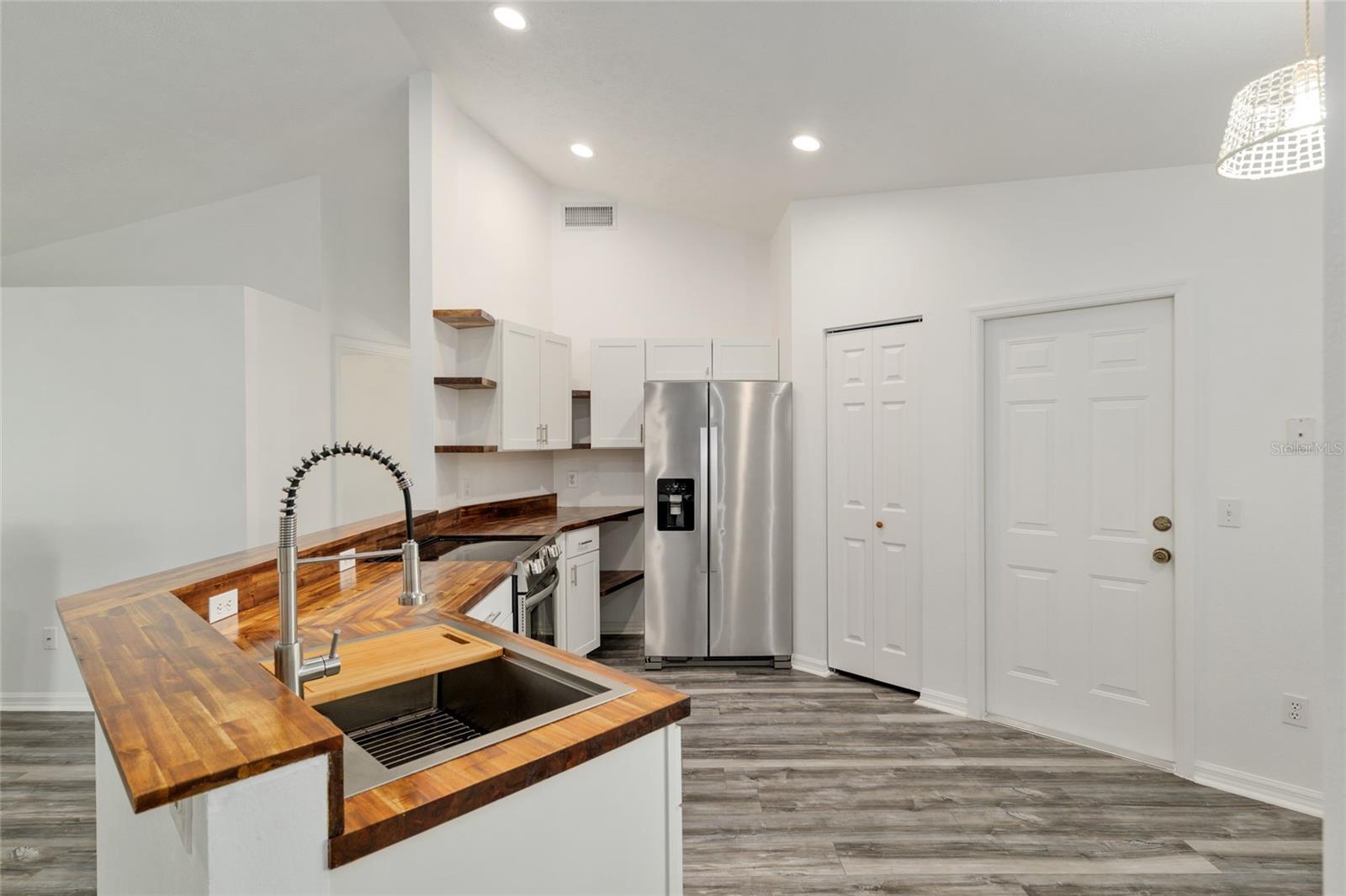 8055 SW 140TH AVE, DUNNELLON, FL, 34432