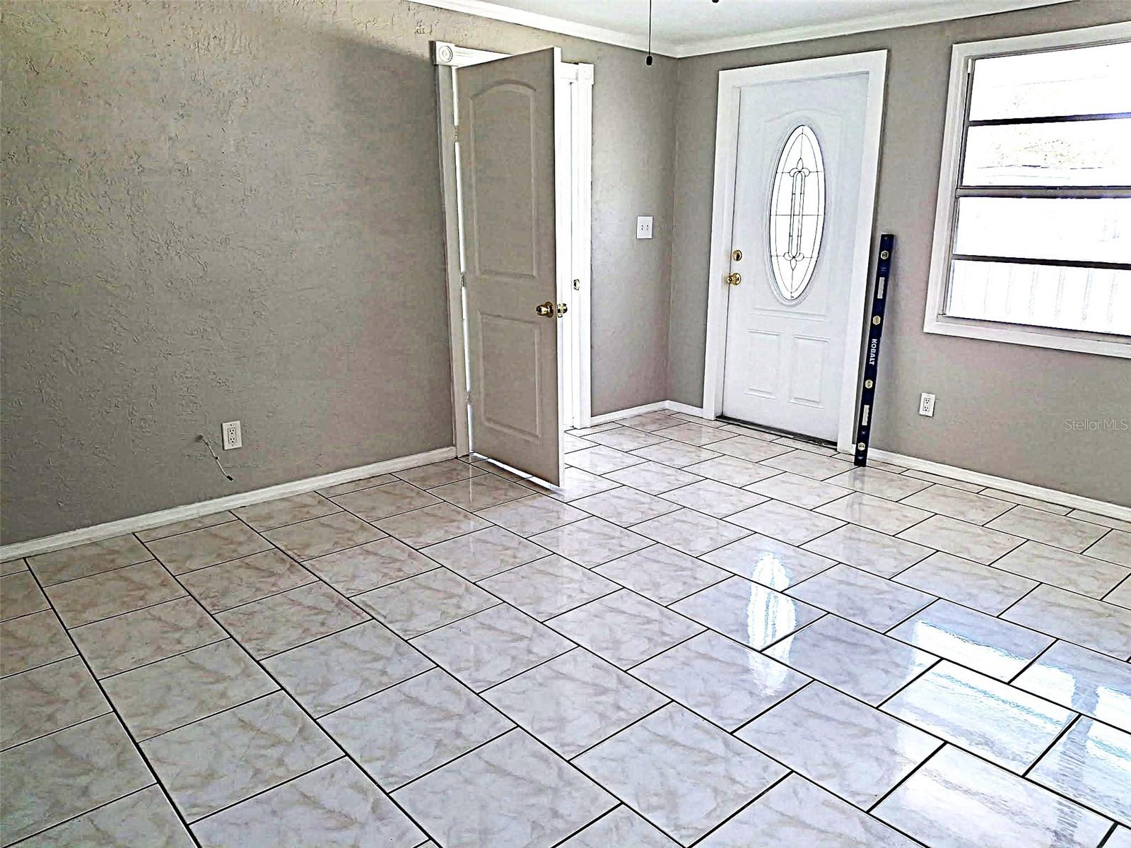 3272 47TH TER N, ST PETERSBURG, FL, 33714