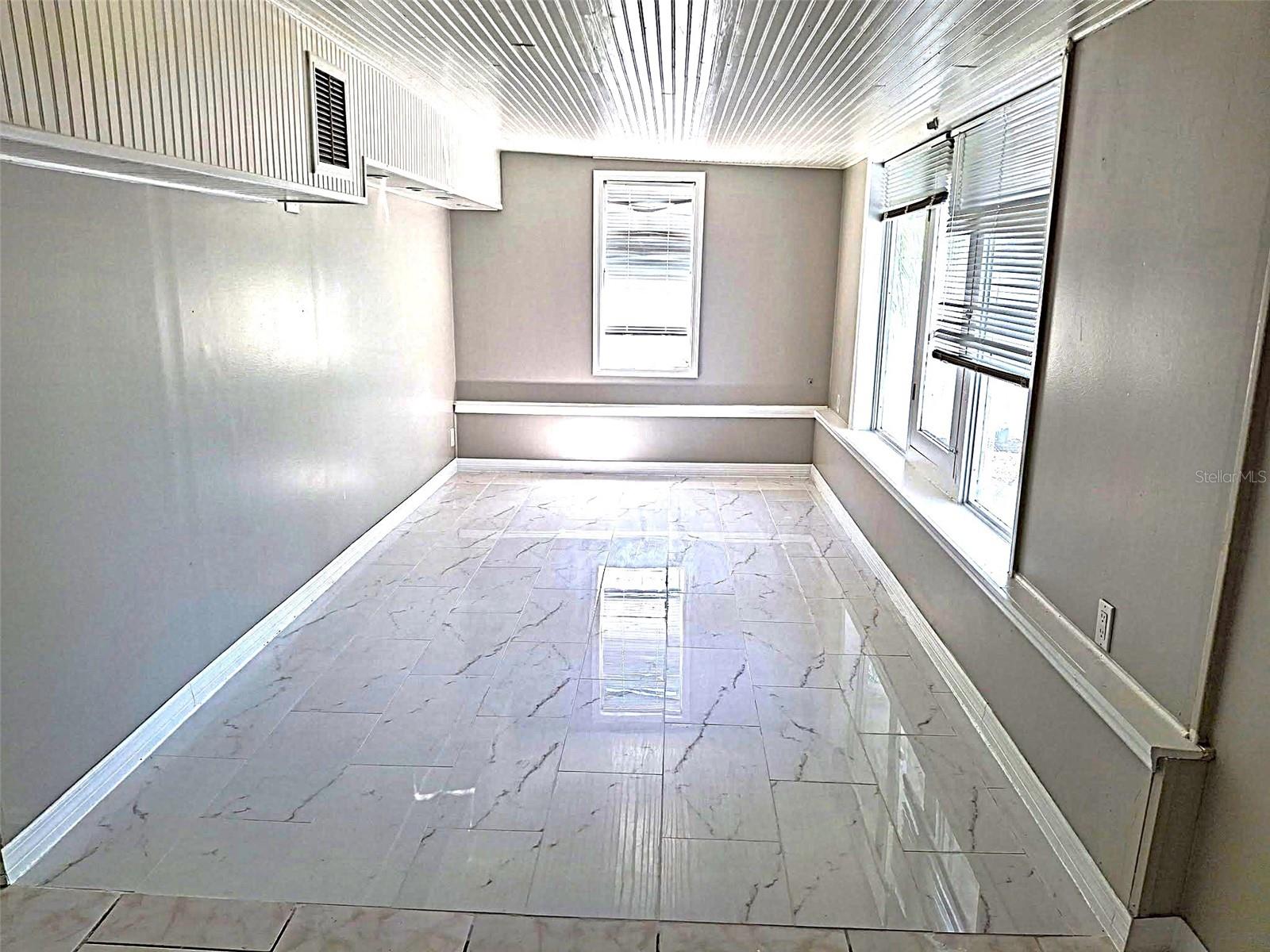 3272 47TH TER N, ST PETERSBURG, FL, 33714