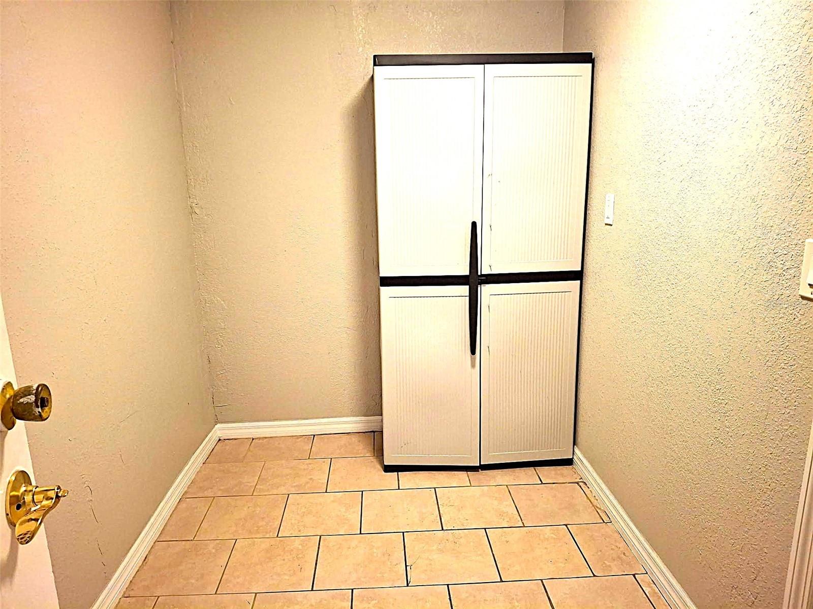 3272 47TH TER N, ST PETERSBURG, FL, 33714