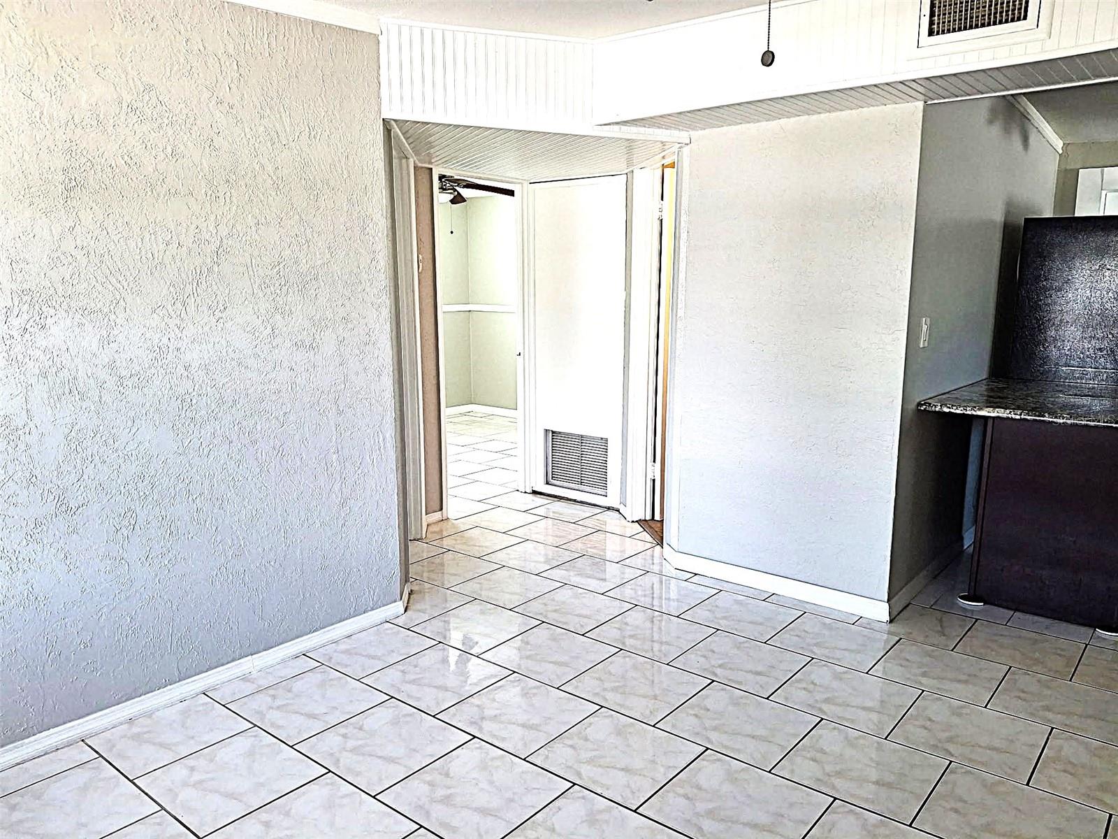 3272 47TH TER N, ST PETERSBURG, FL, 33714