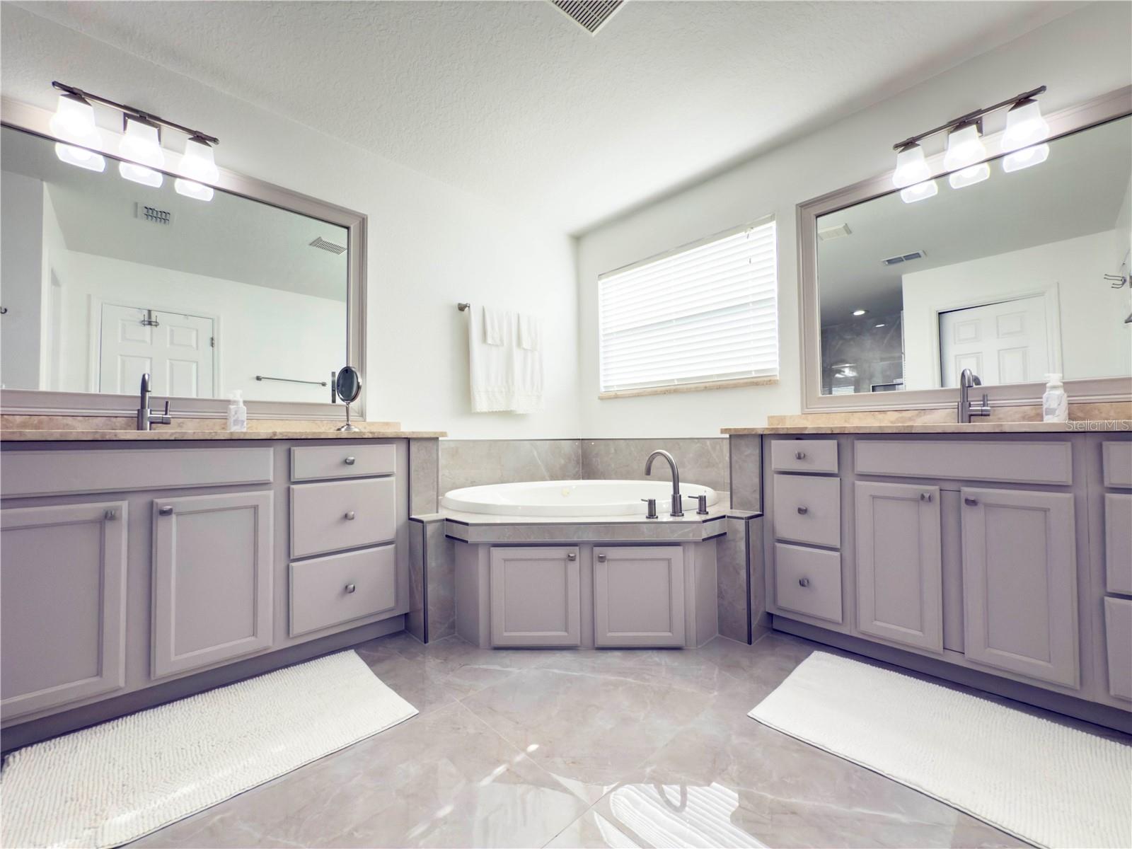 2602 SHIREHALL LN, WINTER GARDEN, FL, 34787