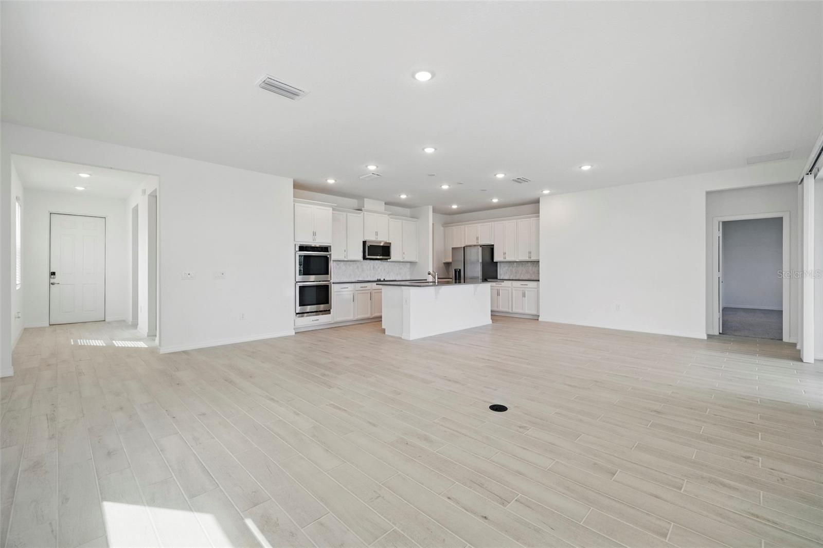 2152 ROCK MAPLE BND, KISSIMMEE, FL, 34746
