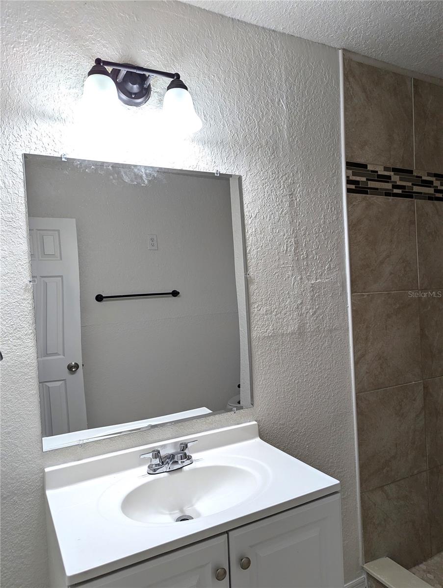 124 18TH ST NW, RUSKIN, FL, 33570