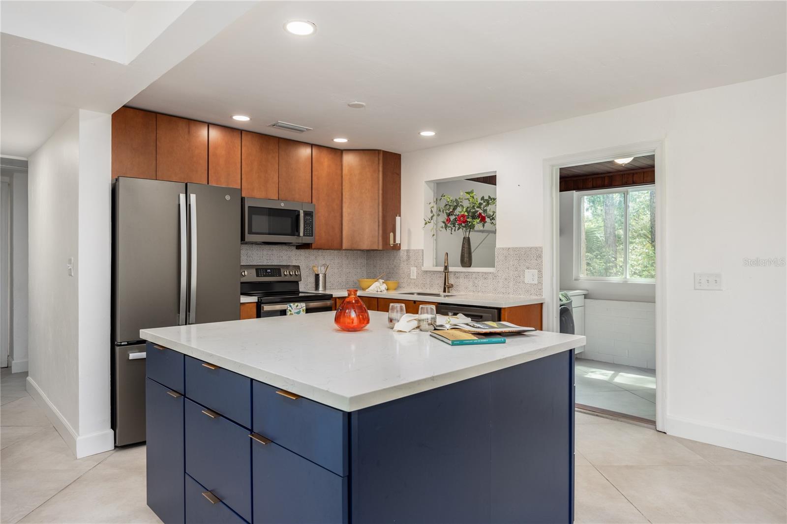 714 NE 7TH TER, GAINESVILLE, FL, 32601
