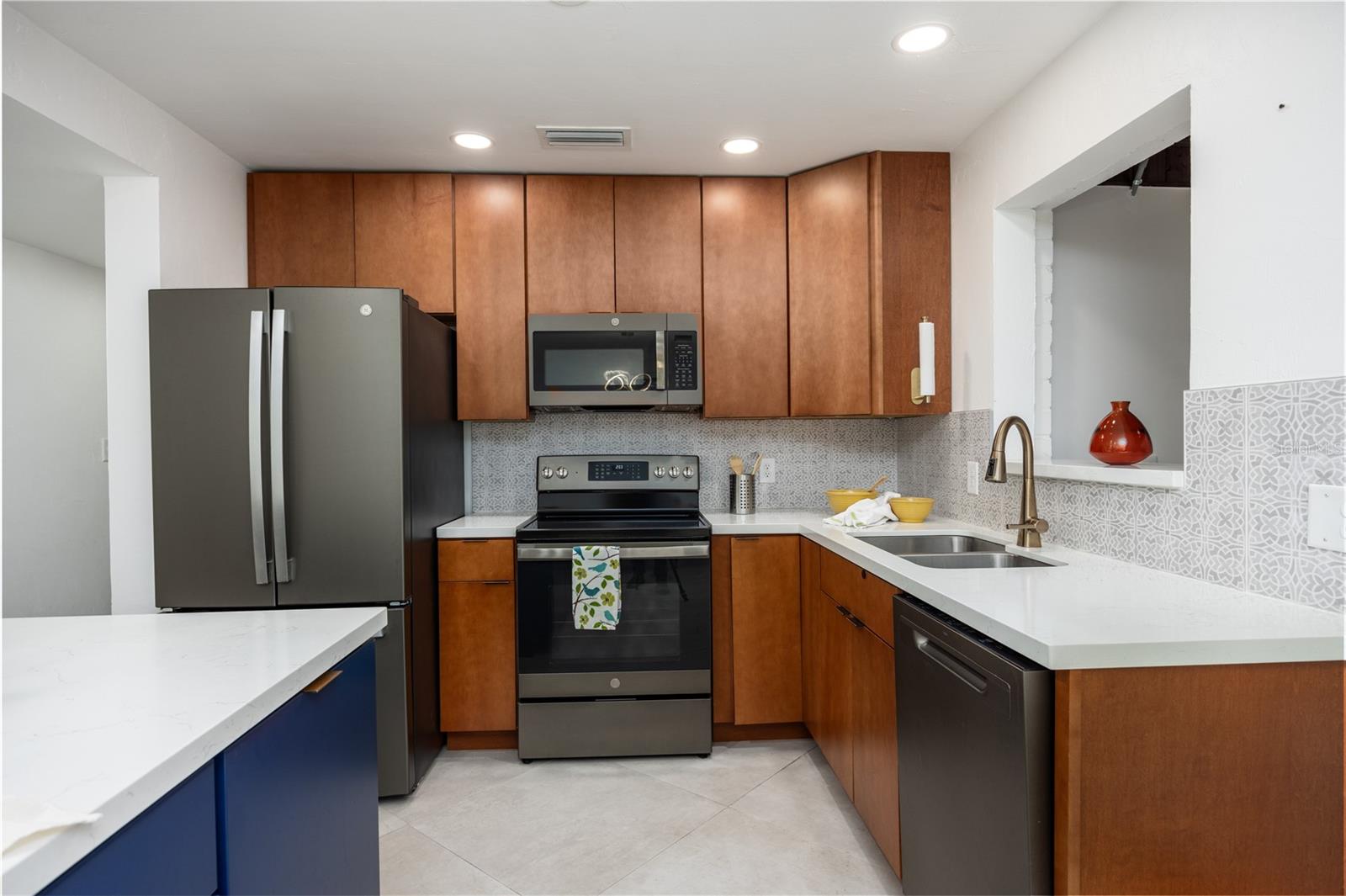 714 NE 7TH TER, GAINESVILLE, FL, 32601