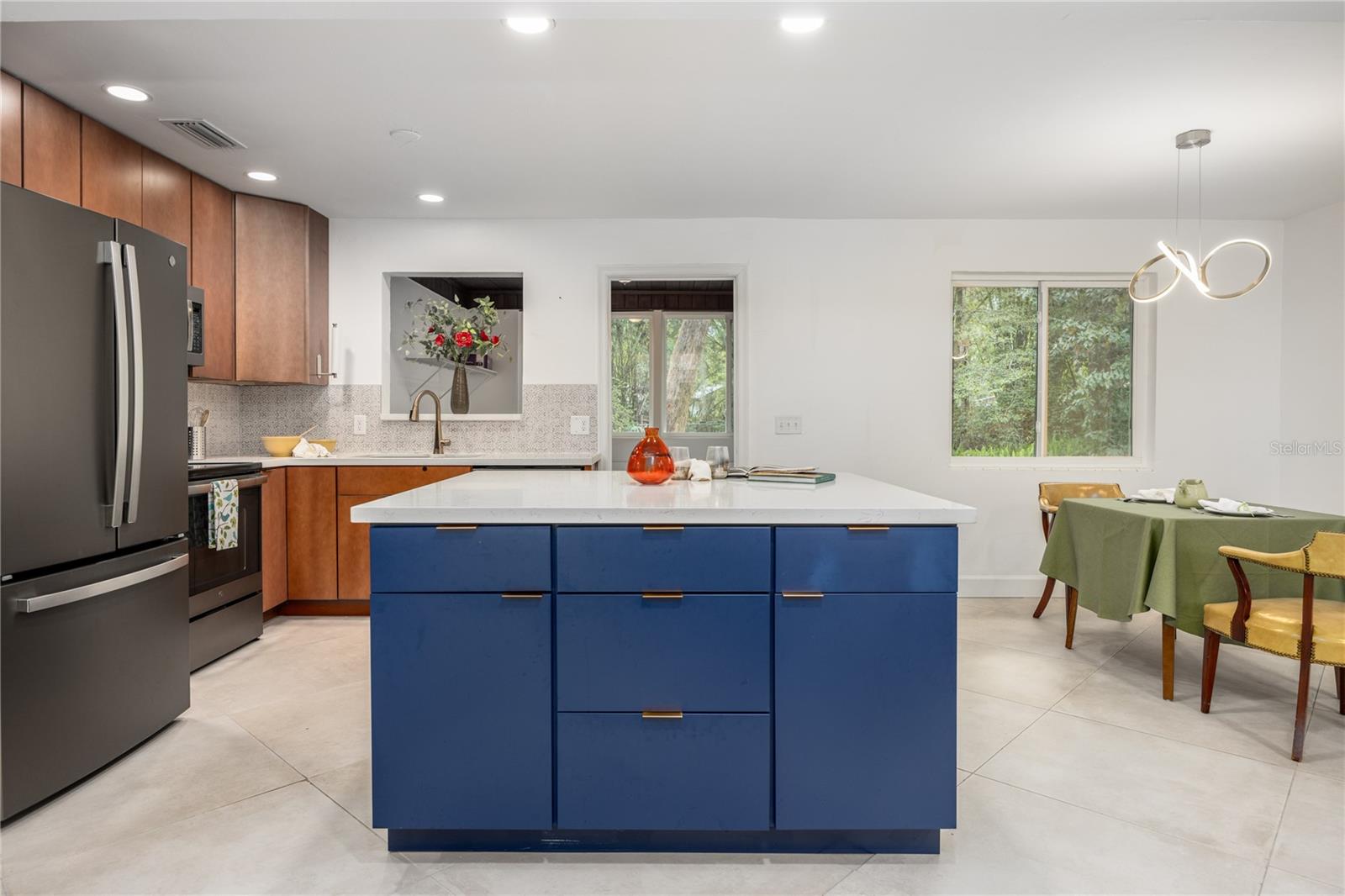 714 NE 7TH TER, GAINESVILLE, FL, 32601