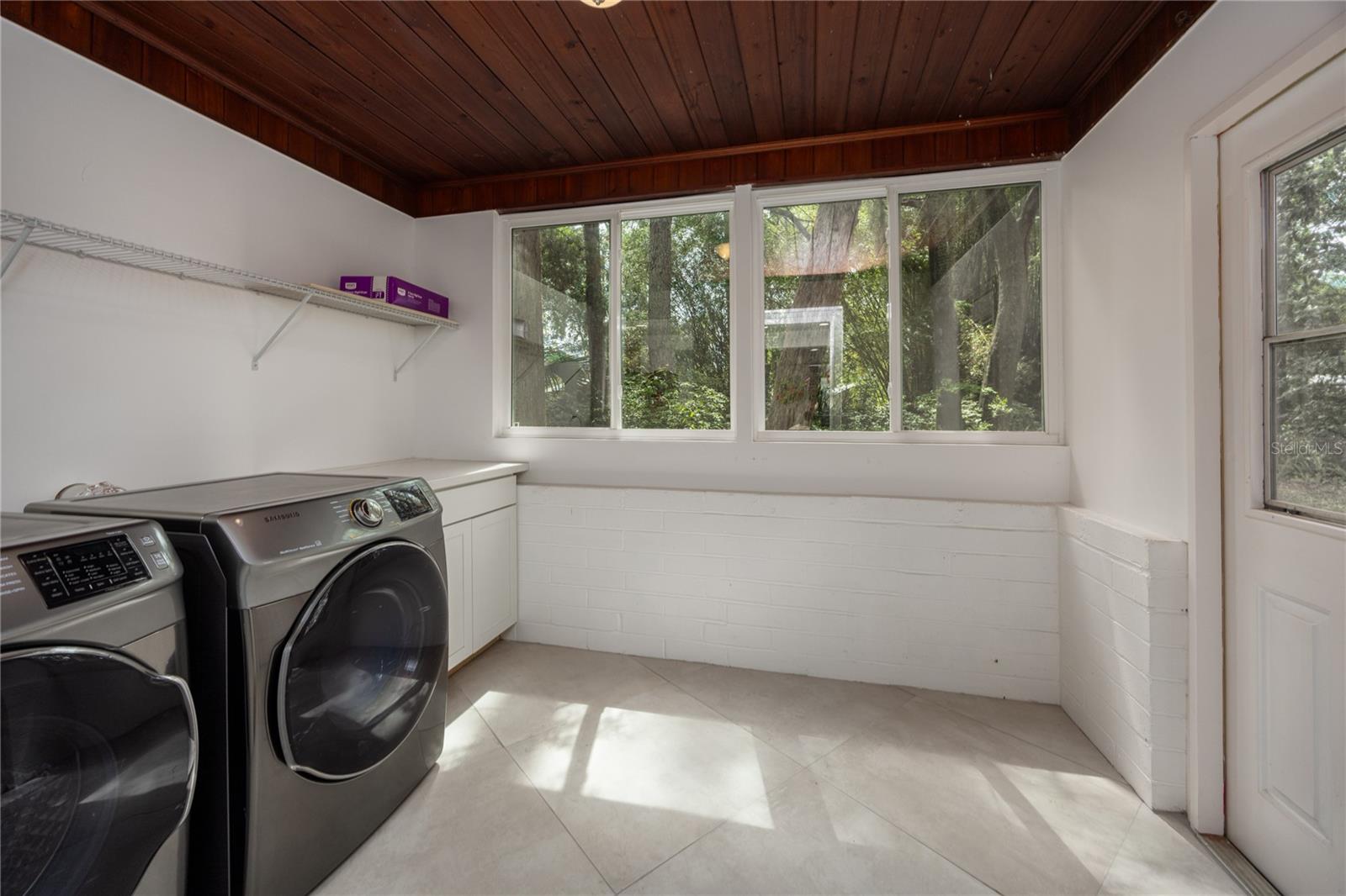 714 NE 7TH TER, GAINESVILLE, FL, 32601