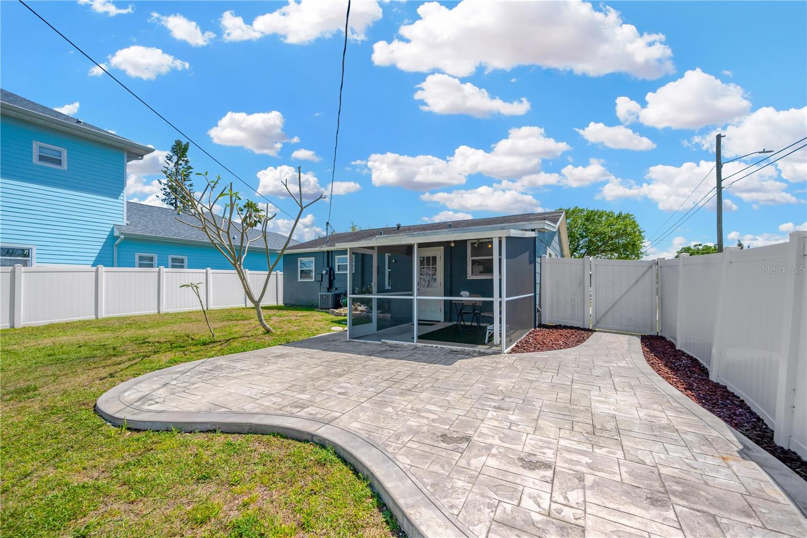 5367 5TH AVE N, ST PETERSBURG, FL, 33710