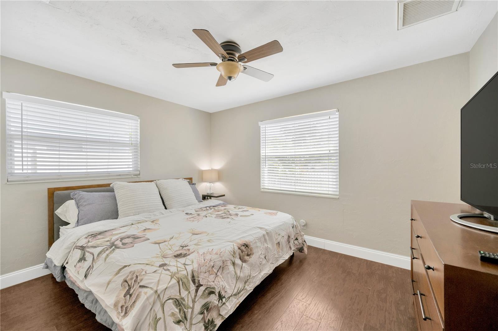 5367 5TH AVE N, ST PETERSBURG, FL, 33710