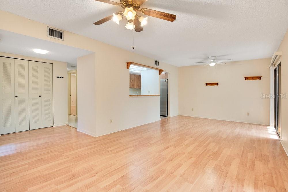 190 HICKORY WOODS CT #12B, DELTONA, FL, 32725