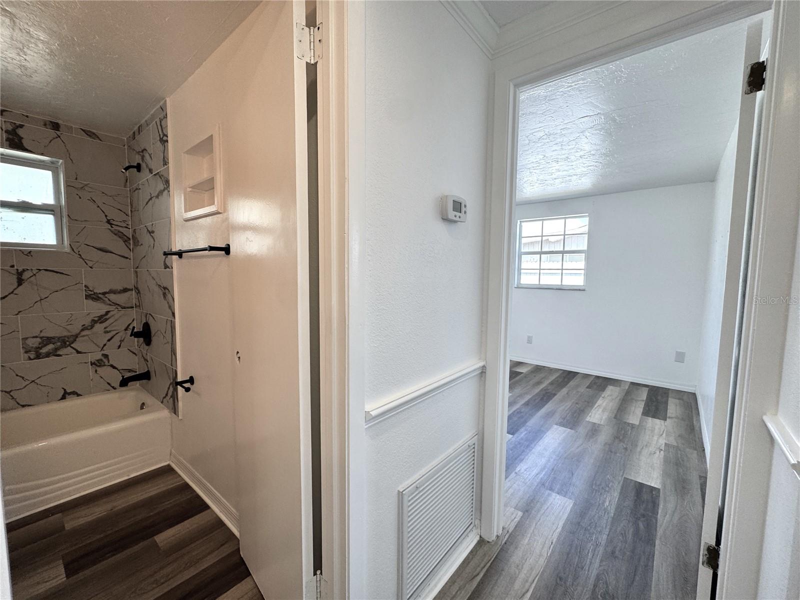 2600 MOHEGAN RD, VENICE, FL, 34293