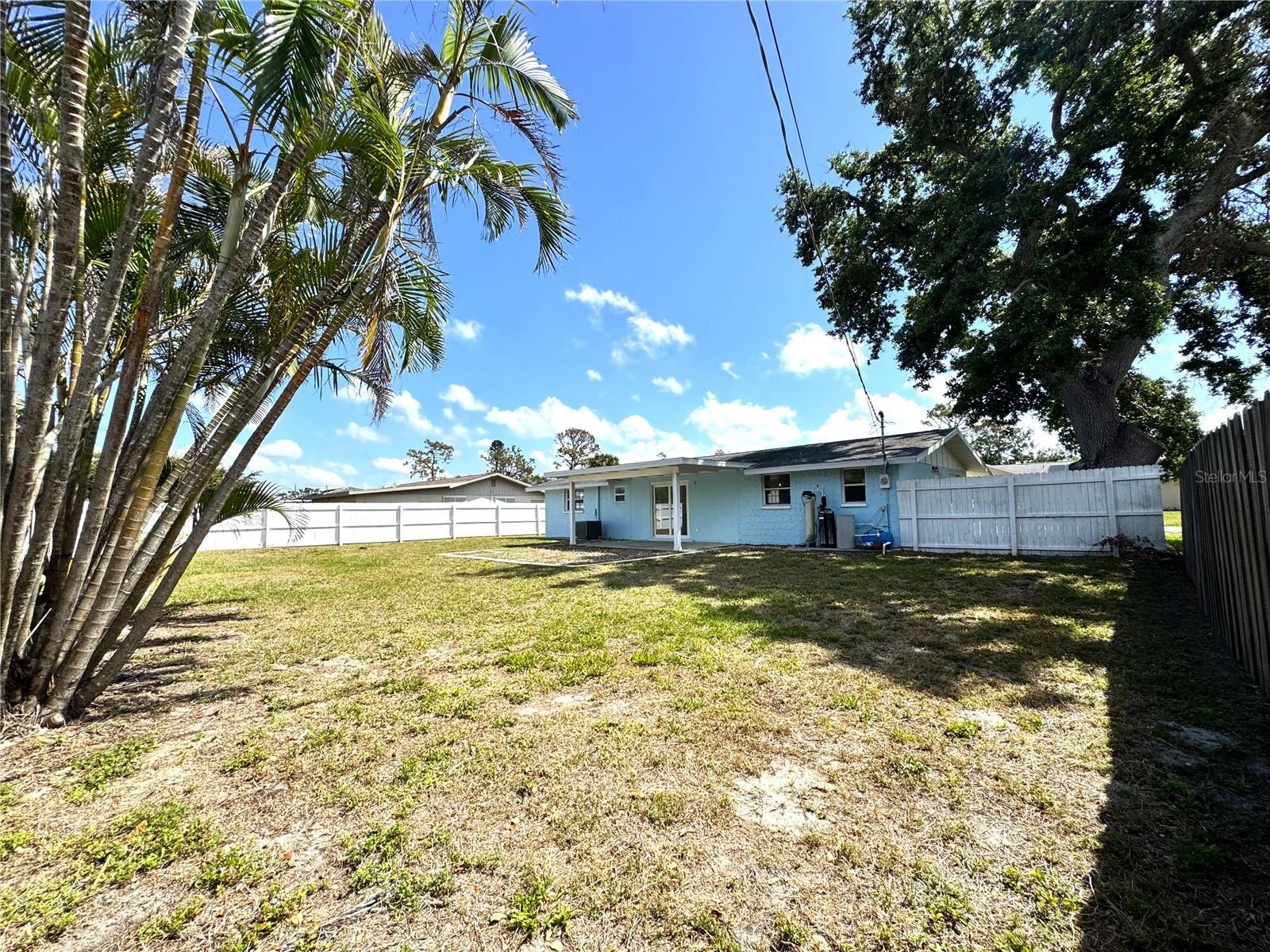 2600 MOHEGAN RD, VENICE, FL, 34293
